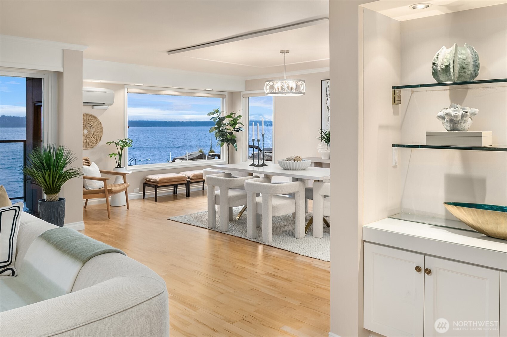 827 Lake Street S Unit: 105