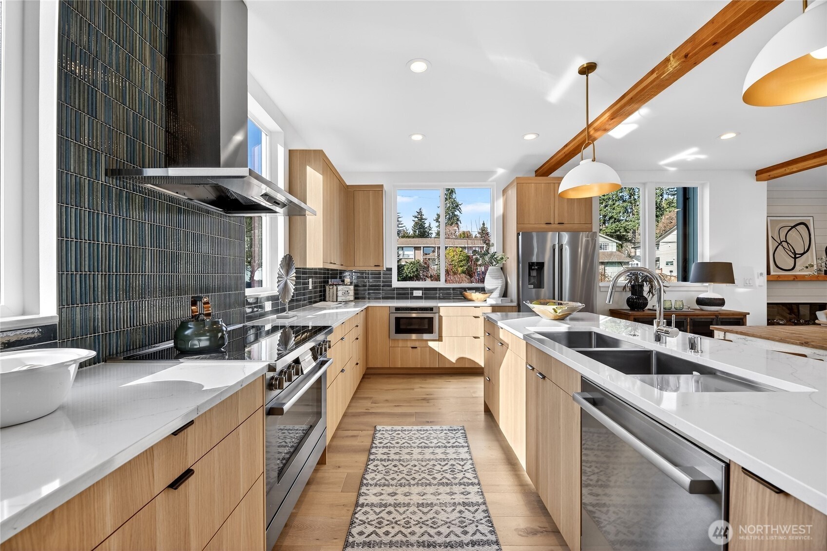 11738 23rd Avenue NE