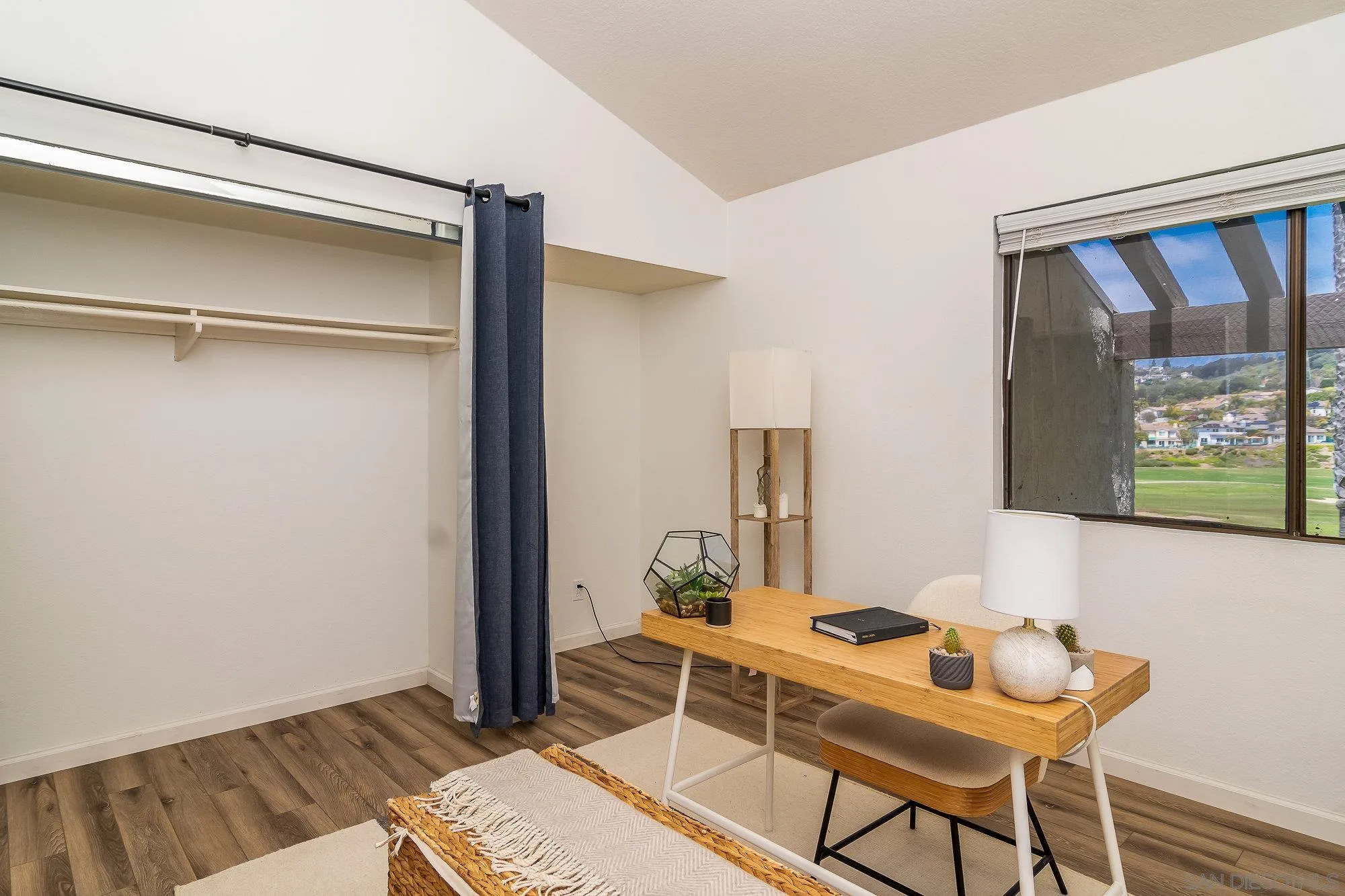 2508 Navarra Drive # 401