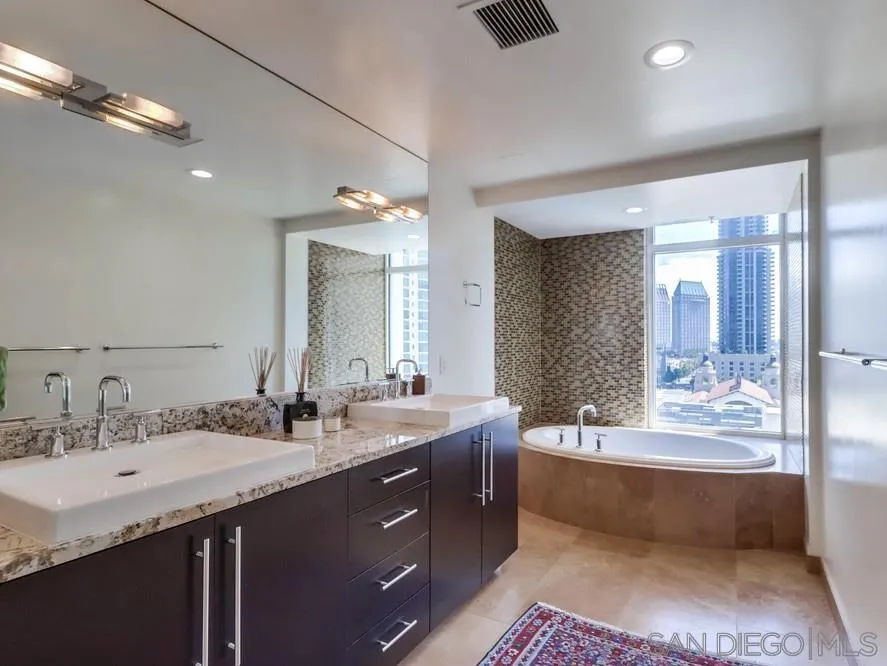 1262 Kettner Blvd # 1104