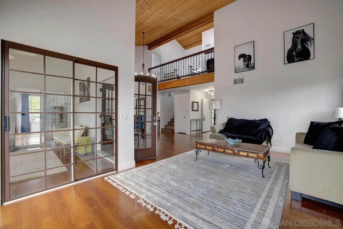 18847 Paradise Mountain Rd