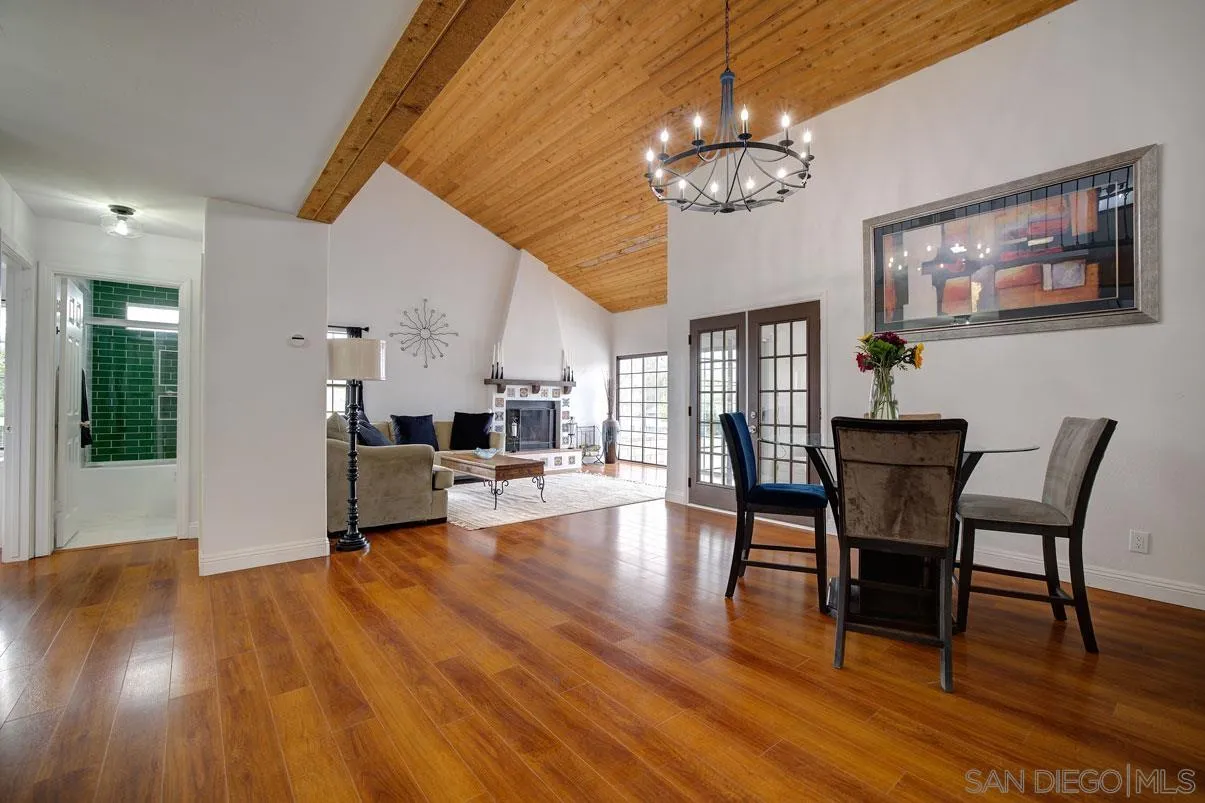 18847 Paradise Mountain Rd