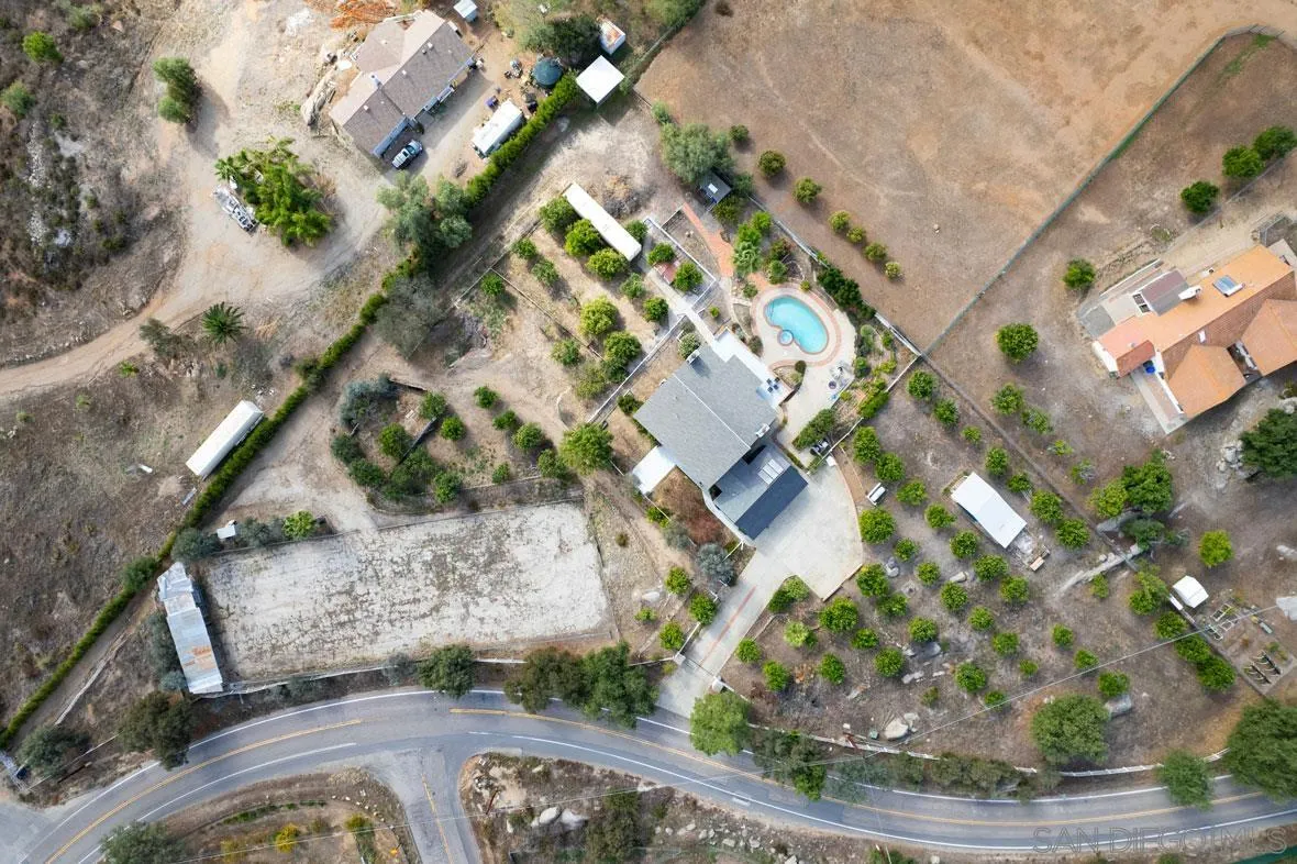 18847 Paradise Mountain Rd