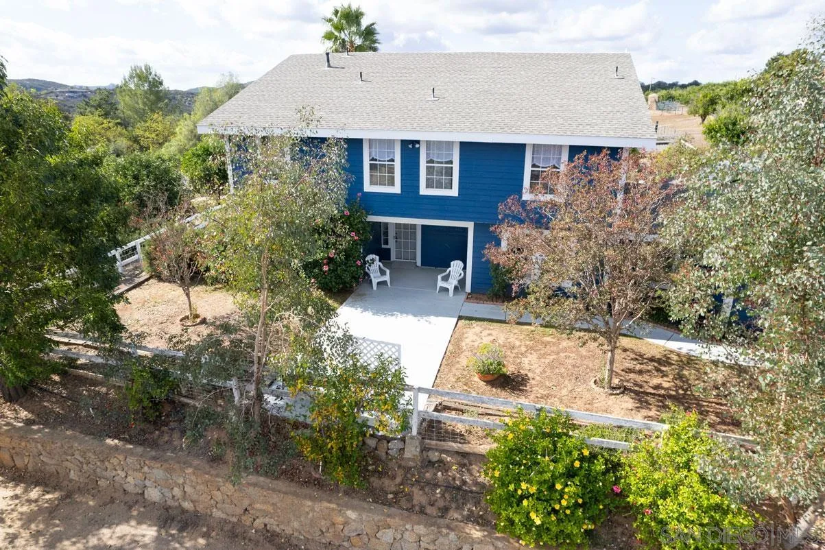 18847 Paradise Mountain Rd