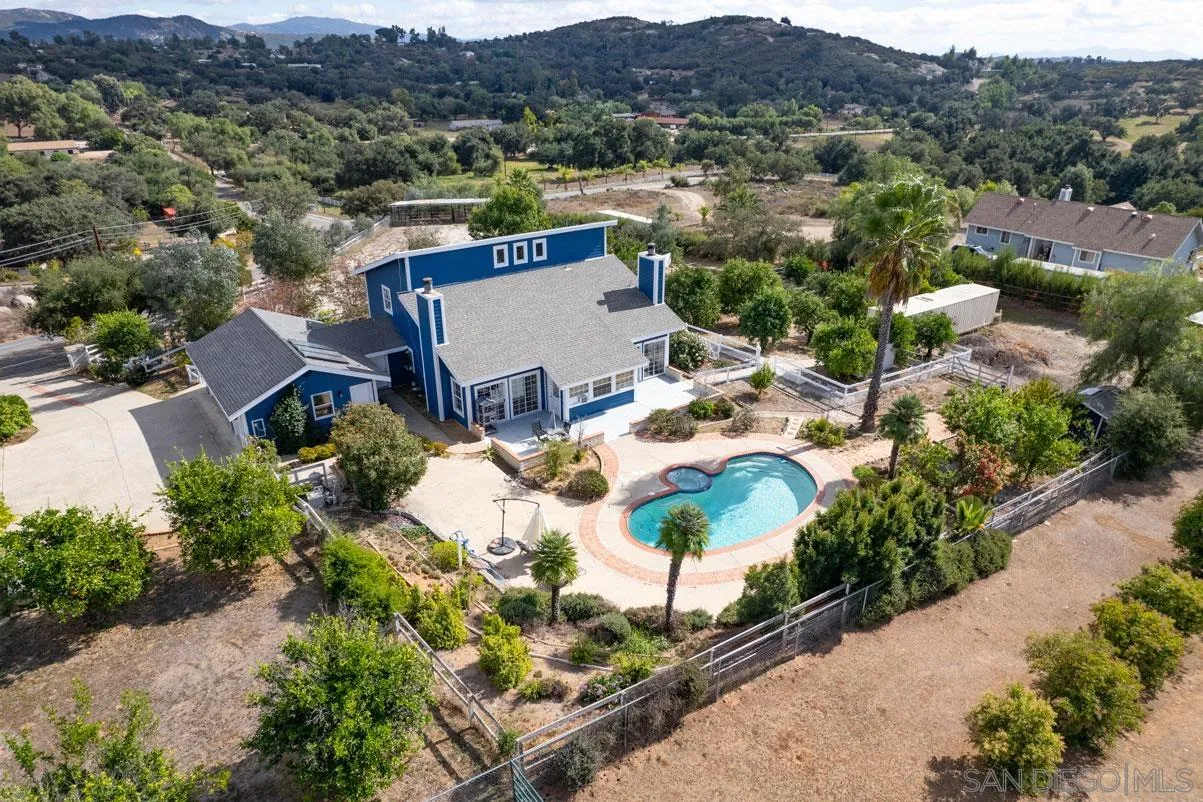 18847 Paradise Mountain Rd