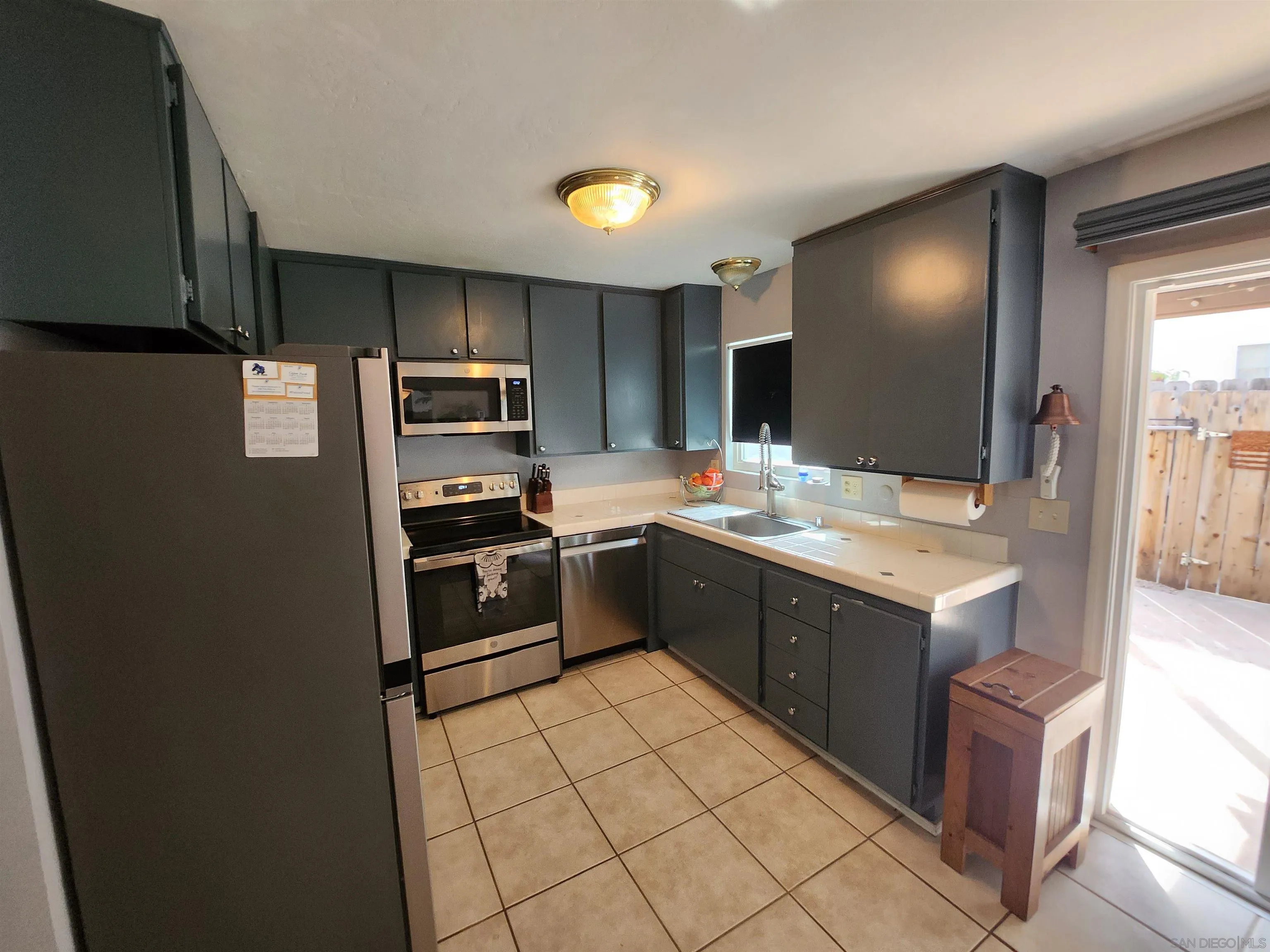 8958 Fletcher Valley