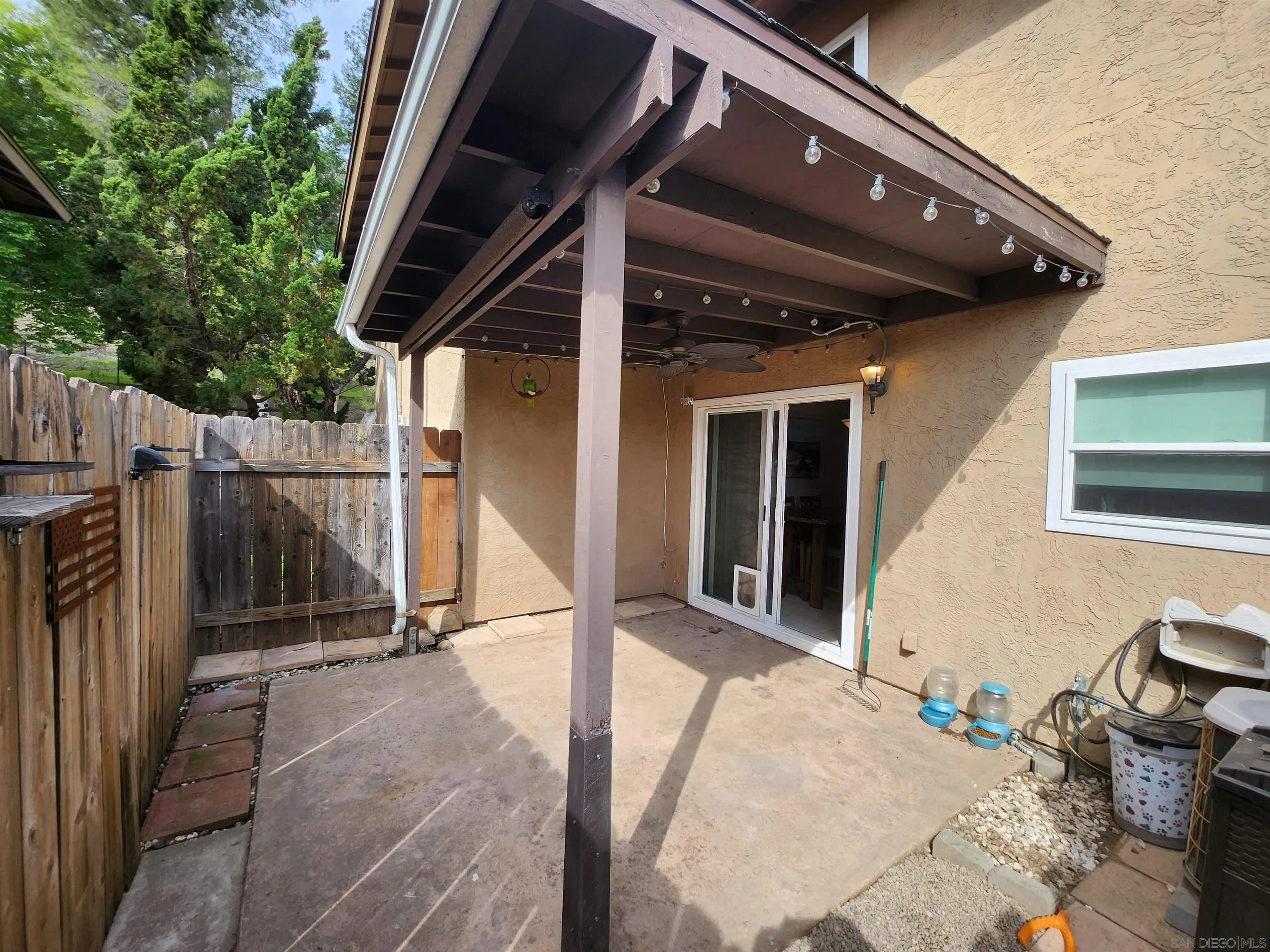 8958 Fletcher Valley