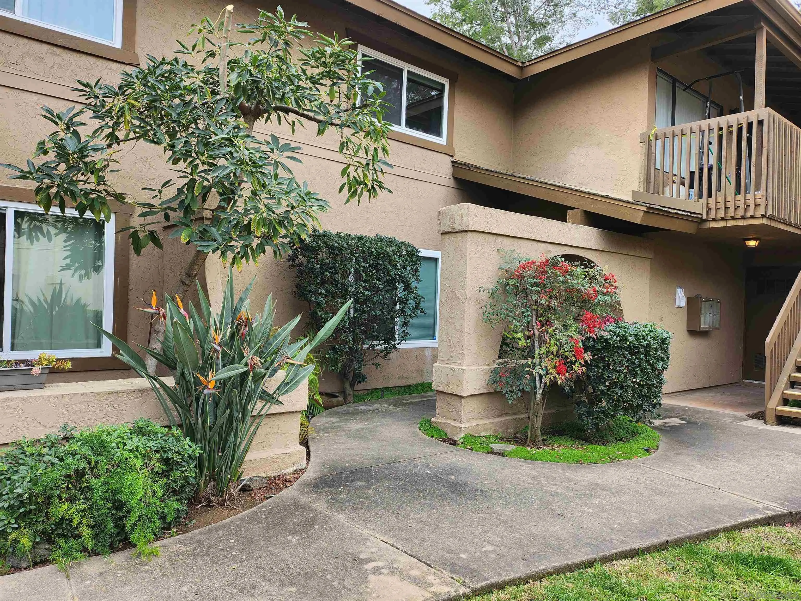 8958 Fletcher Valley