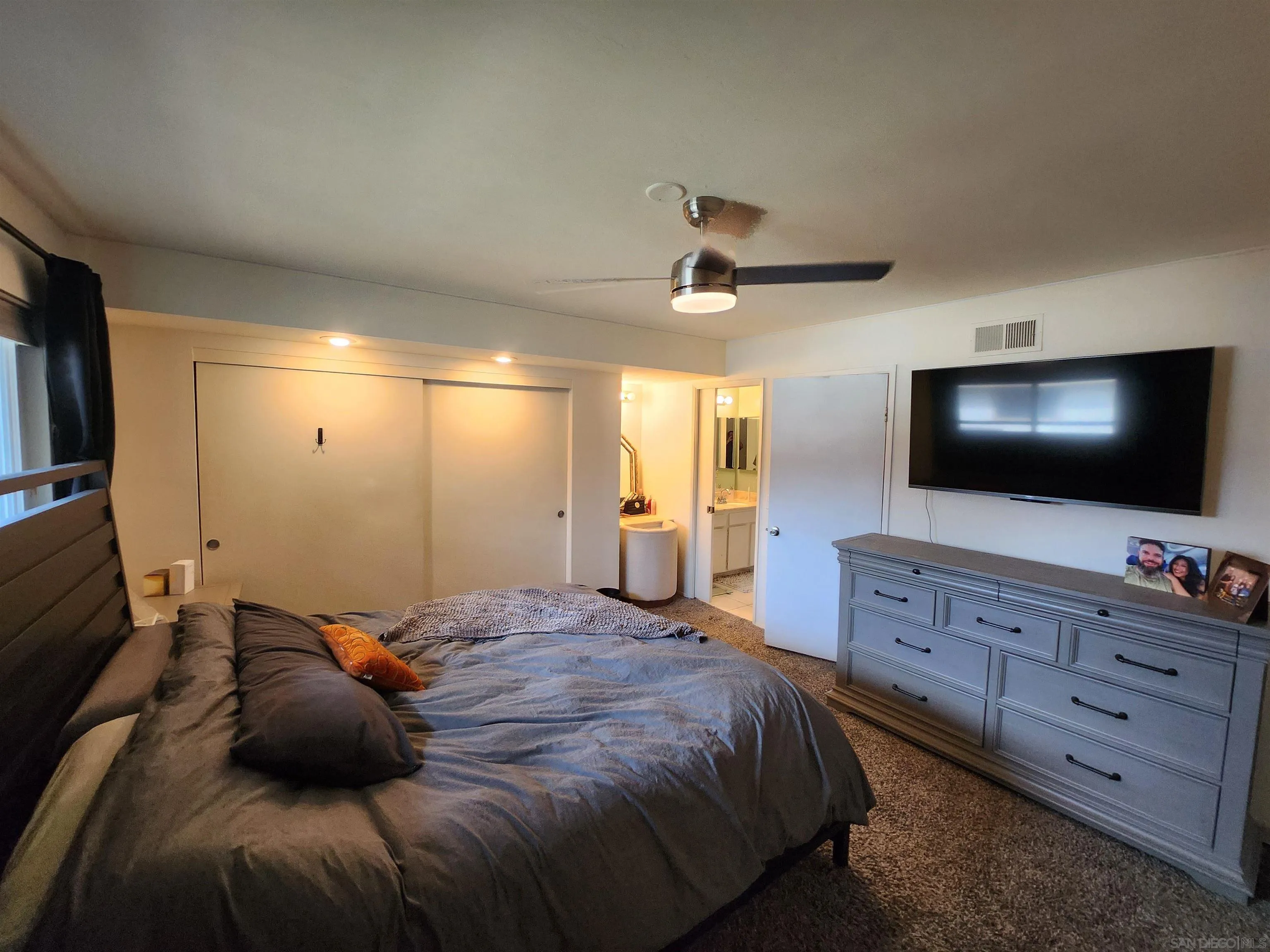 8958 Fletcher Valley