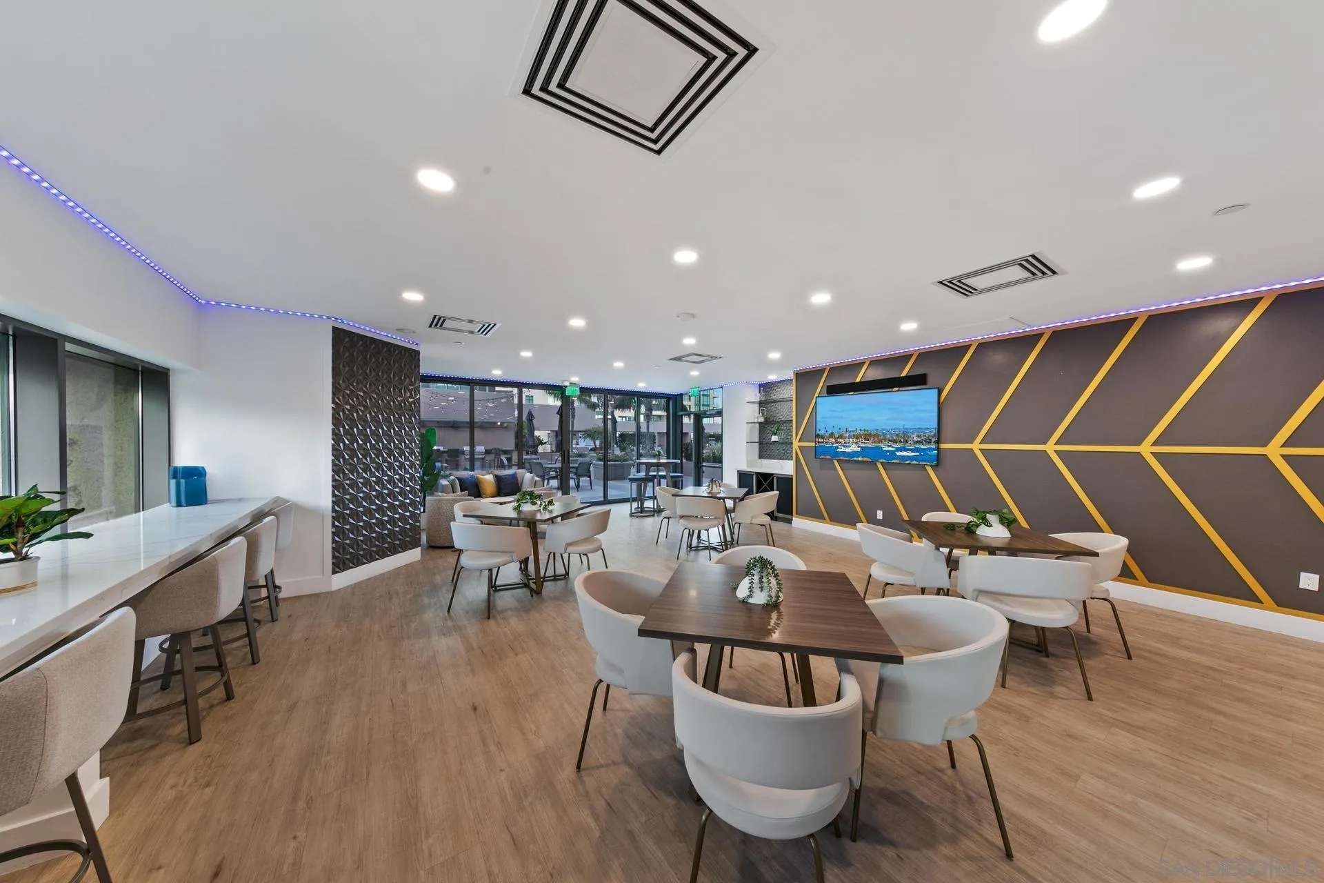 550 Front St. # 2304