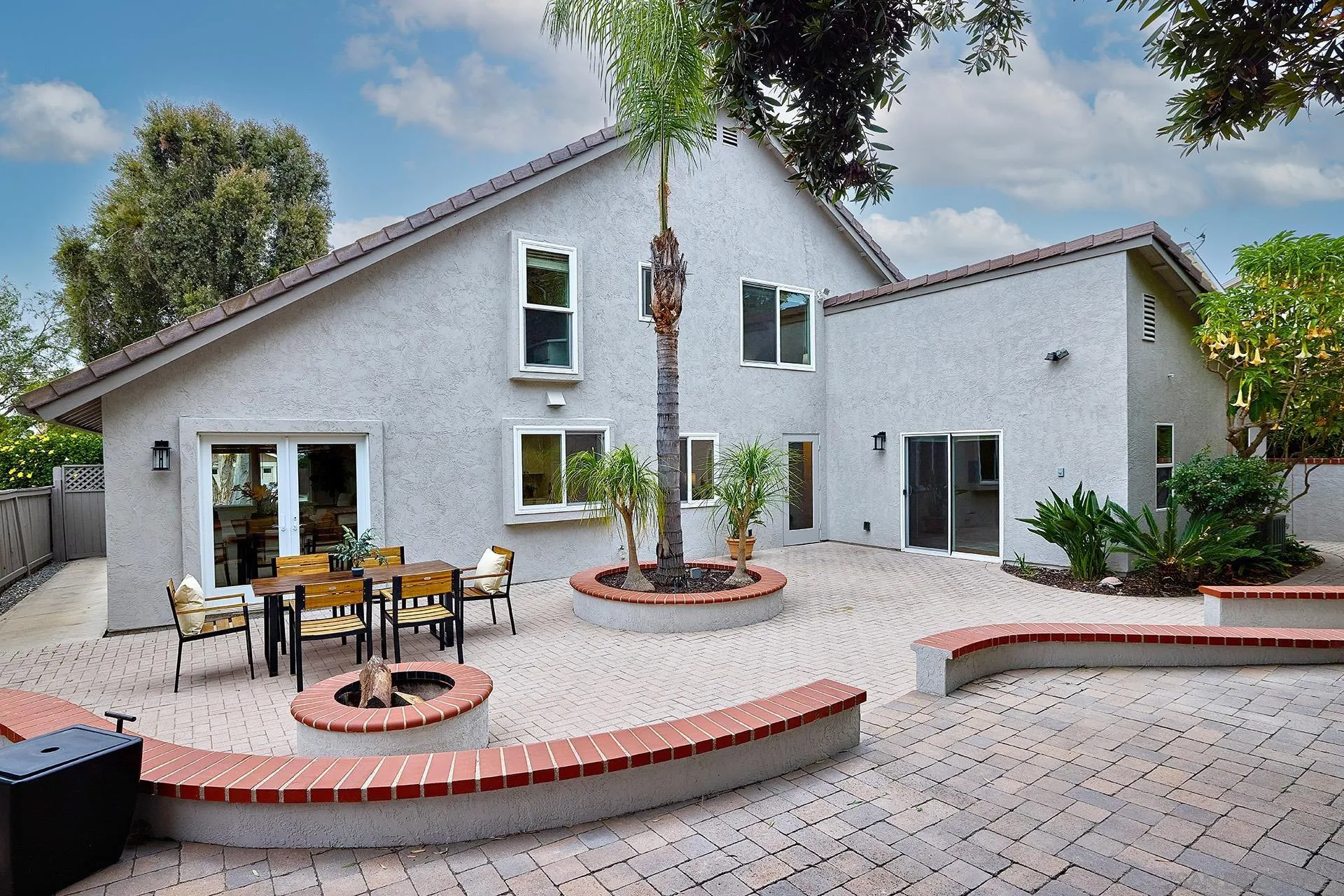 9062 Meadowrun Way