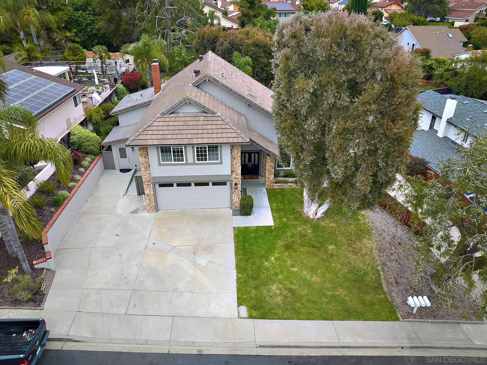 9062 Meadowrun Way