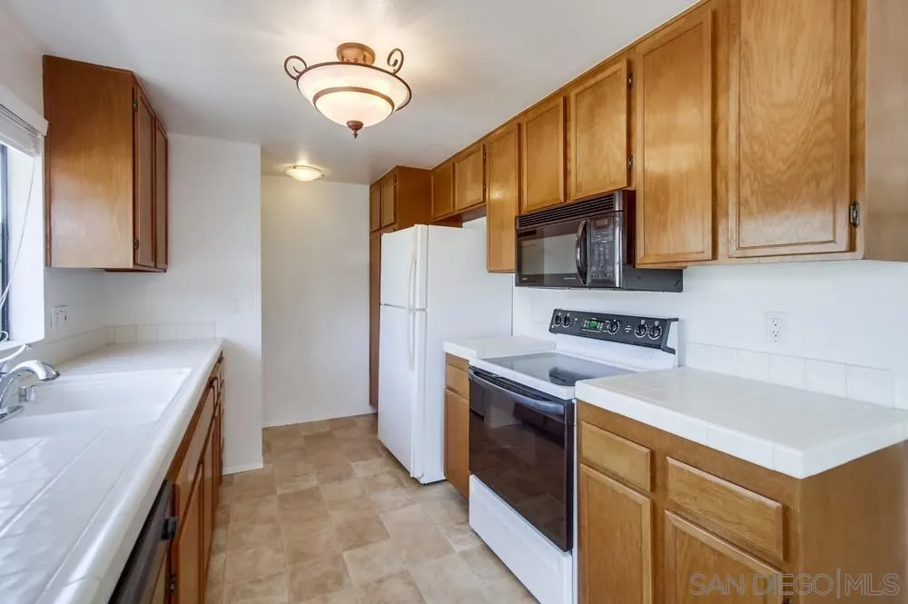 3646 Avocado Village Ct # 78