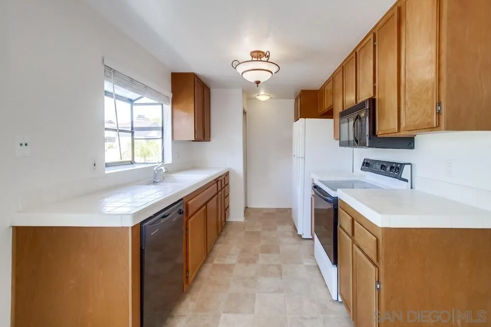 3646 Avocado Village Ct # 78