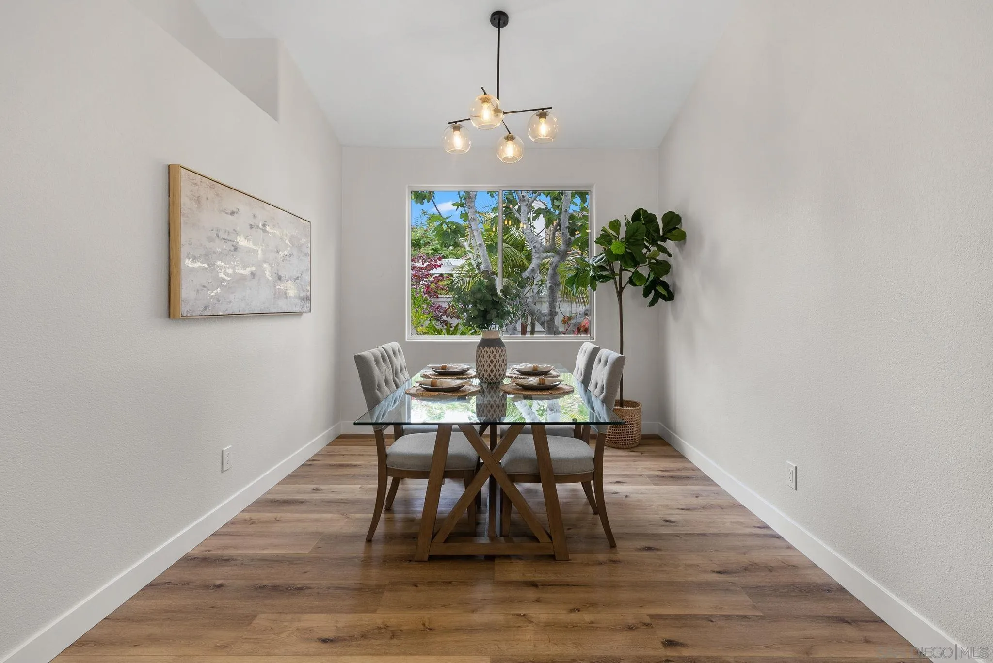 4884 Zenos Way