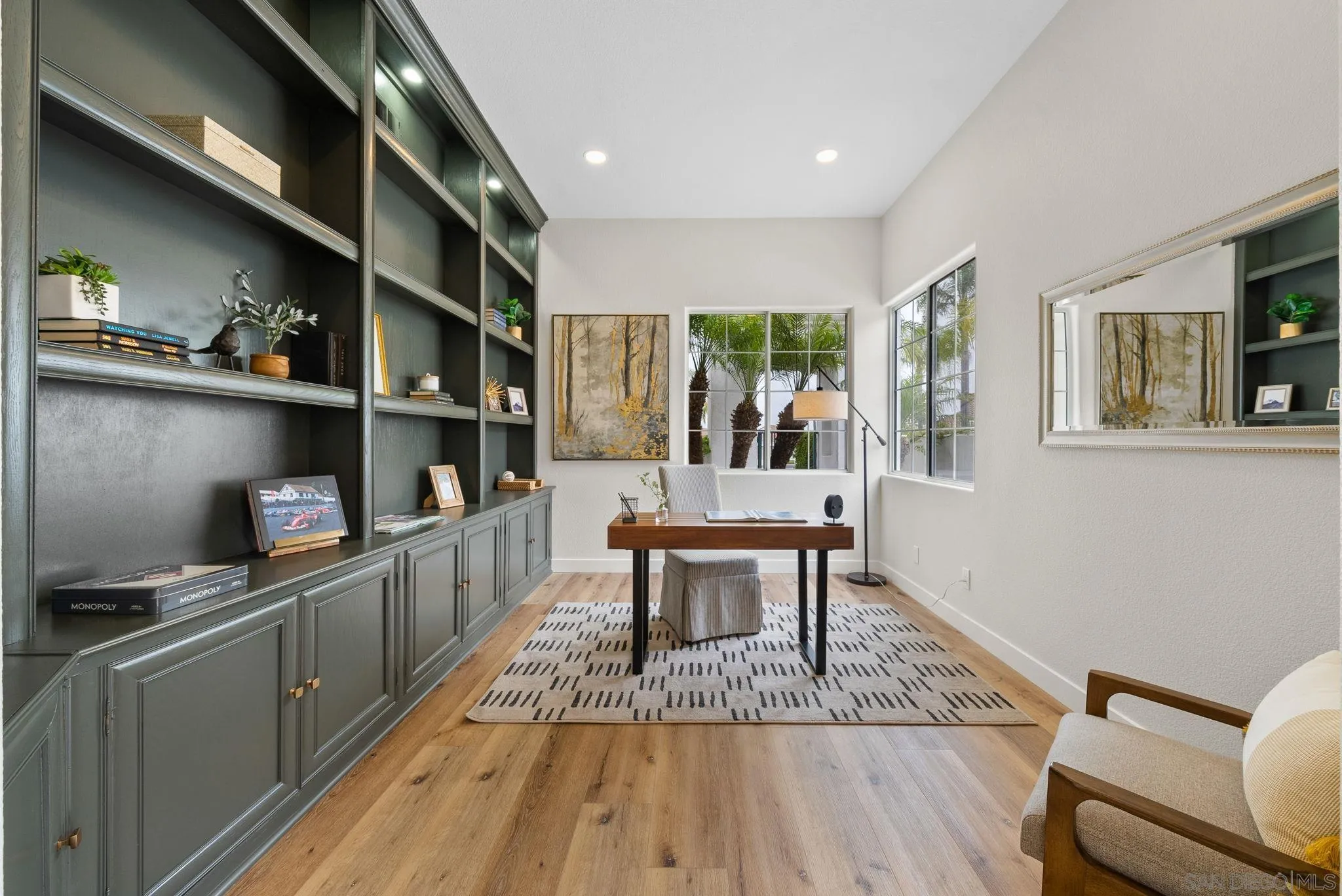4884 Zenos Way