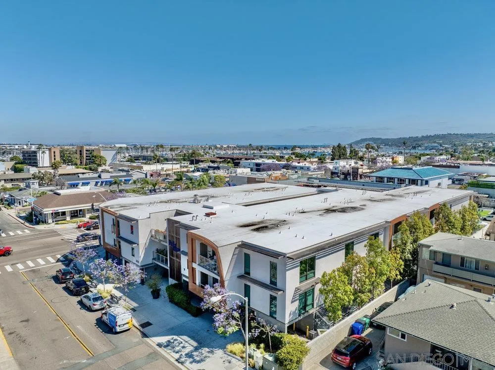 3025 Byron Street Unit 307