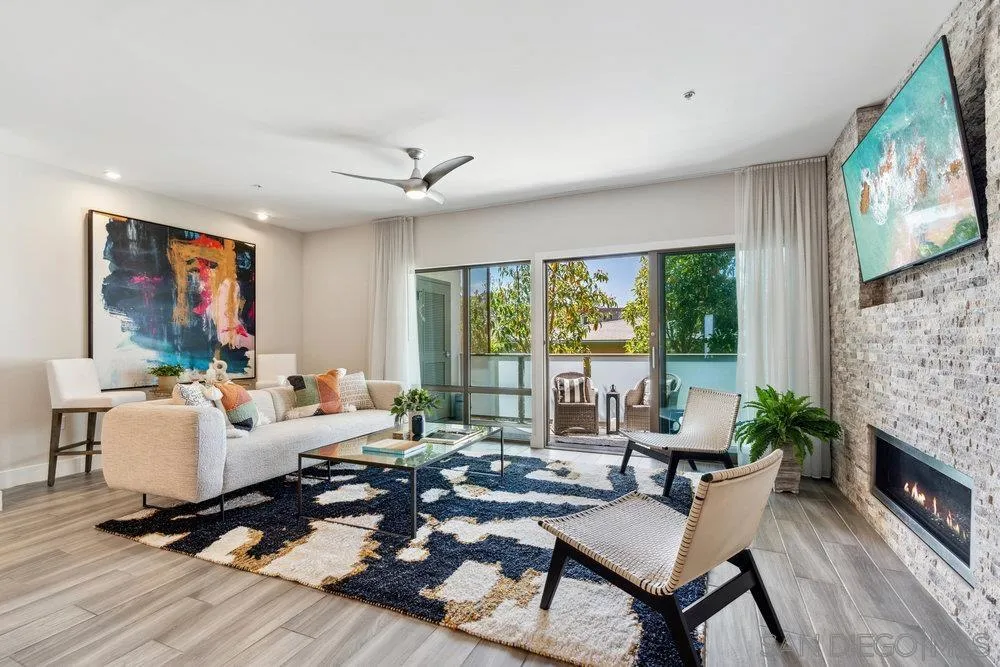 3025 Byron Street Unit 307