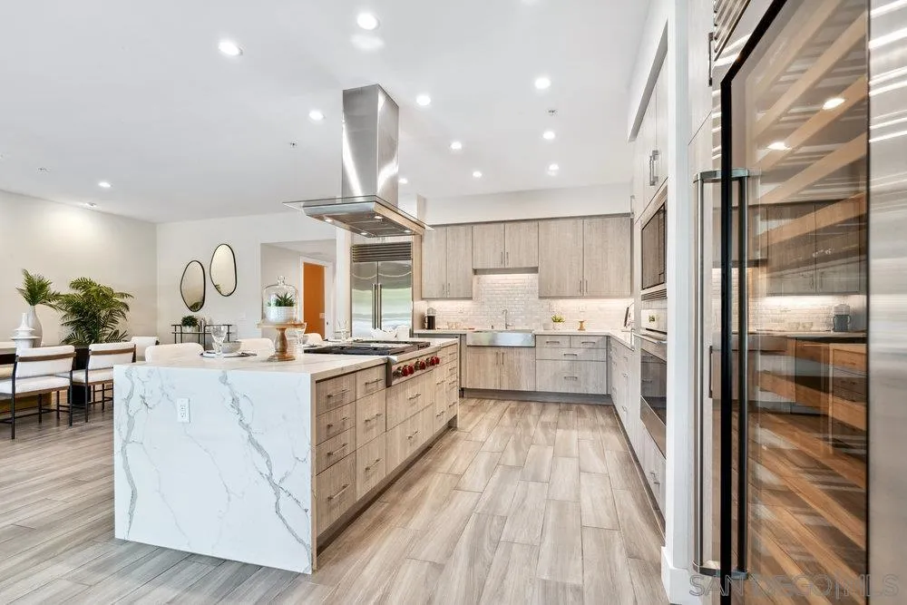 3025 Byron Street Unit 307