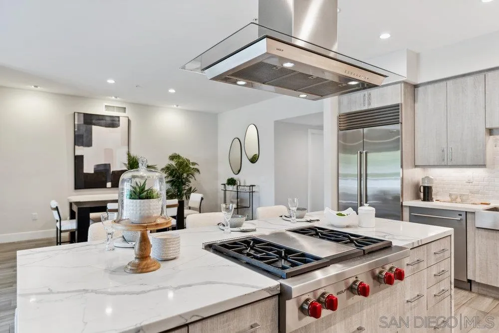 3025 Byron Street Unit 307