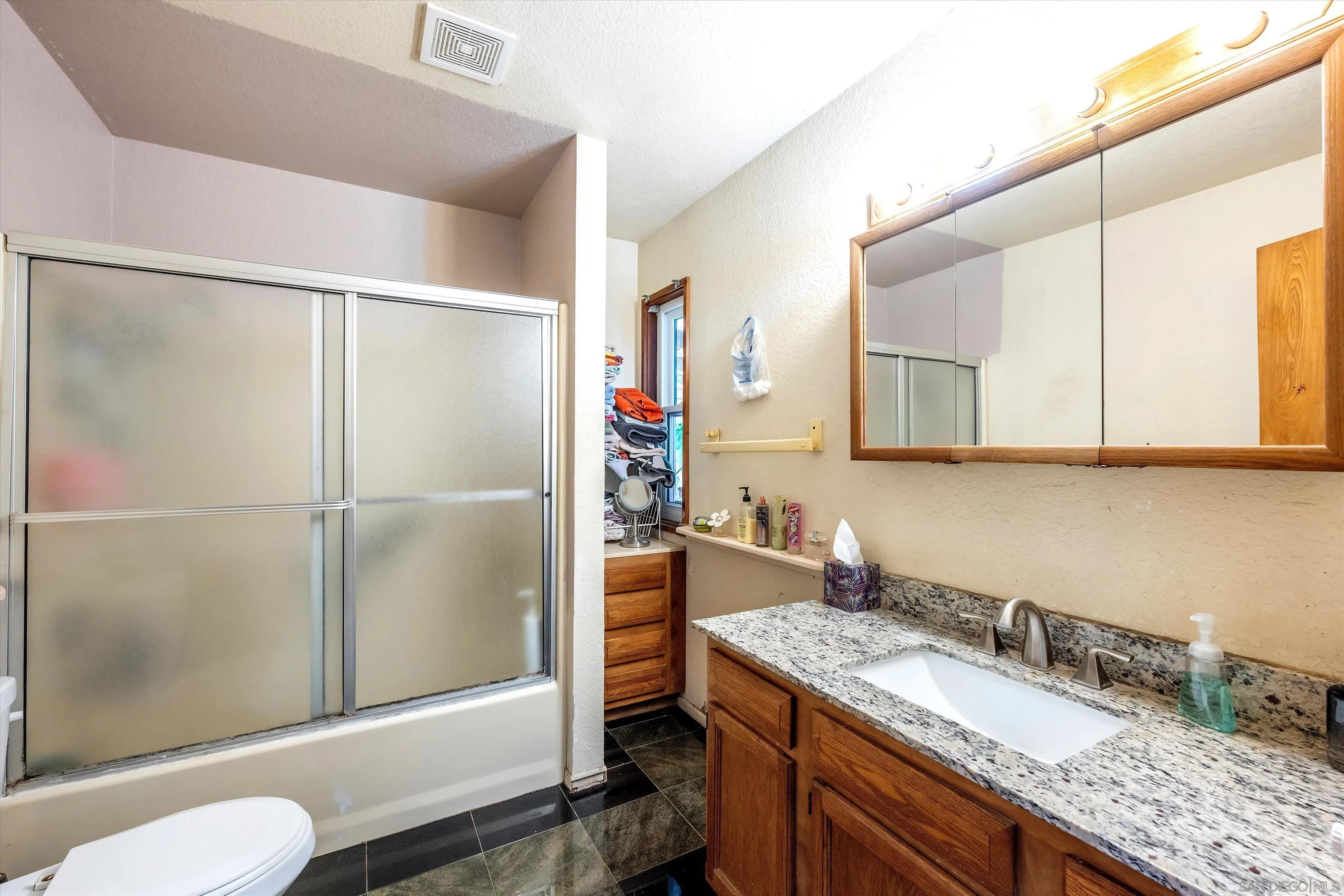 25809 Holly Ave
