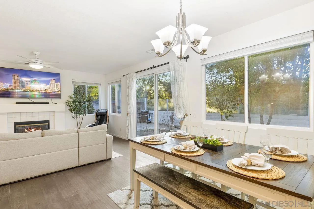 16152 Avenida Venusto Unit 5