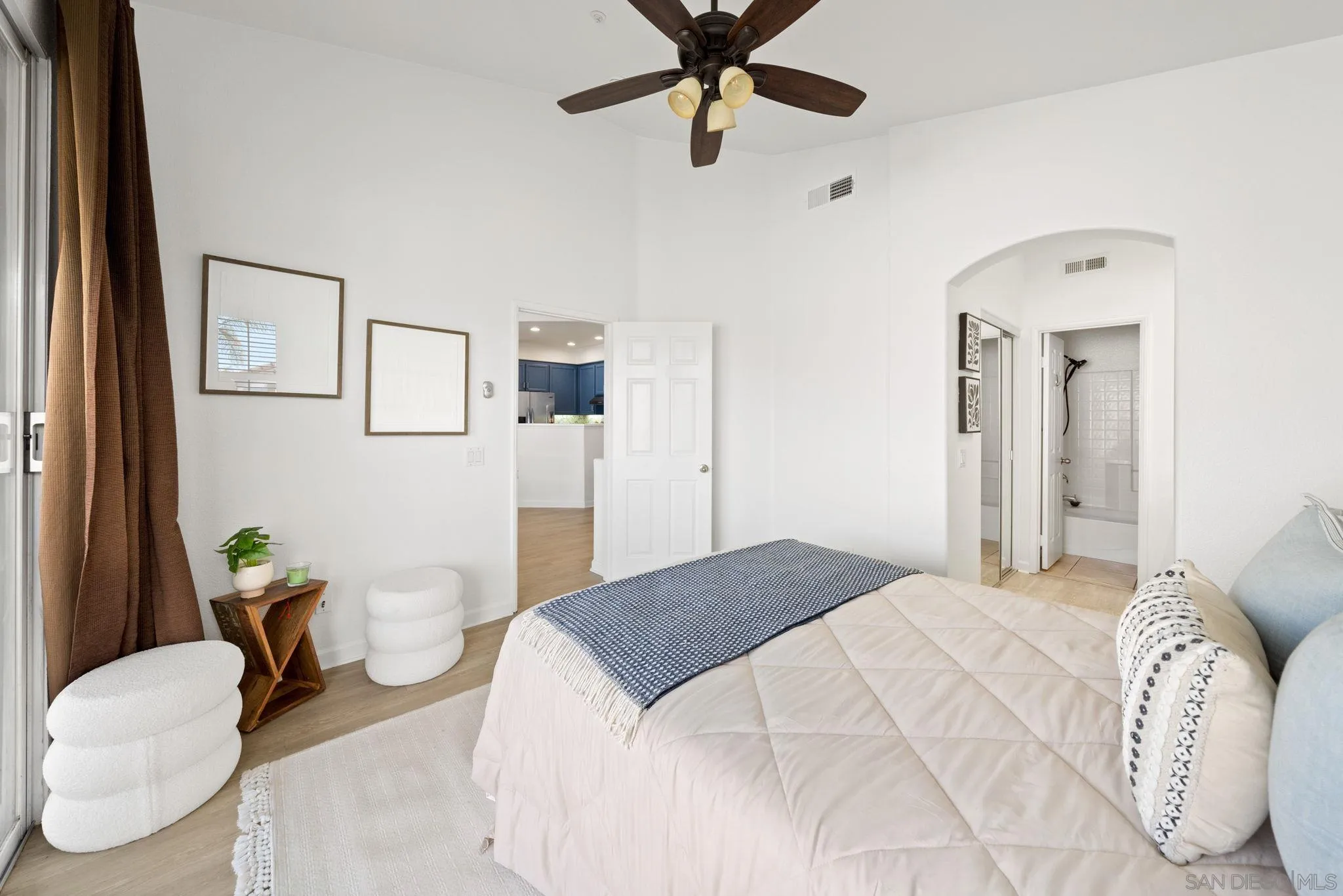 549 Sweet Pea Pl