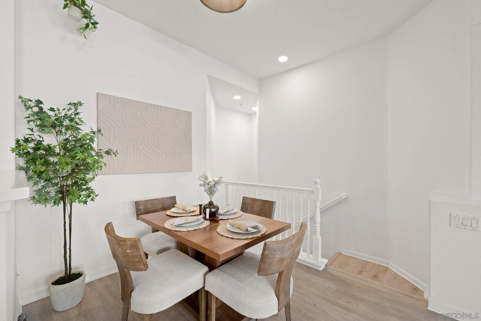 549 Sweet Pea Pl