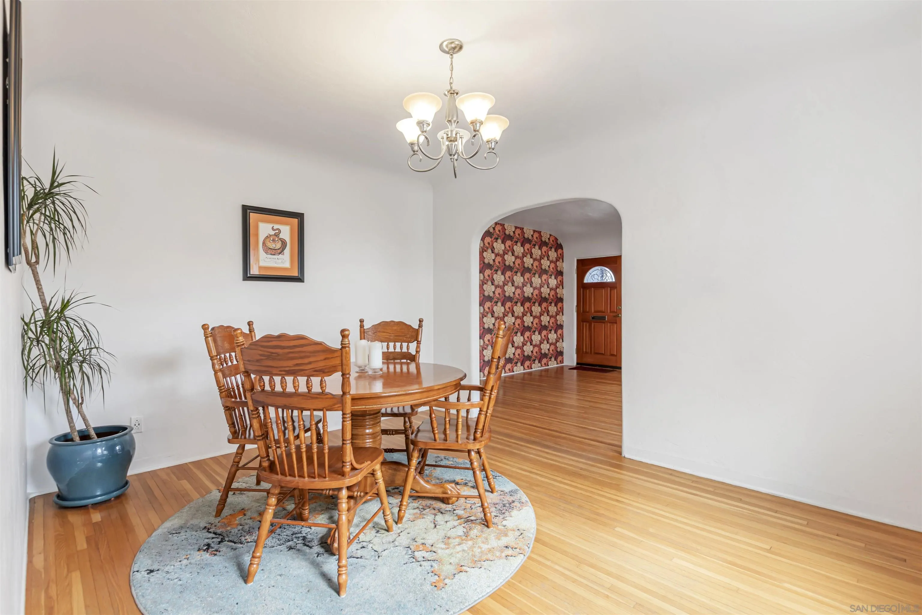 4386-88 56th St