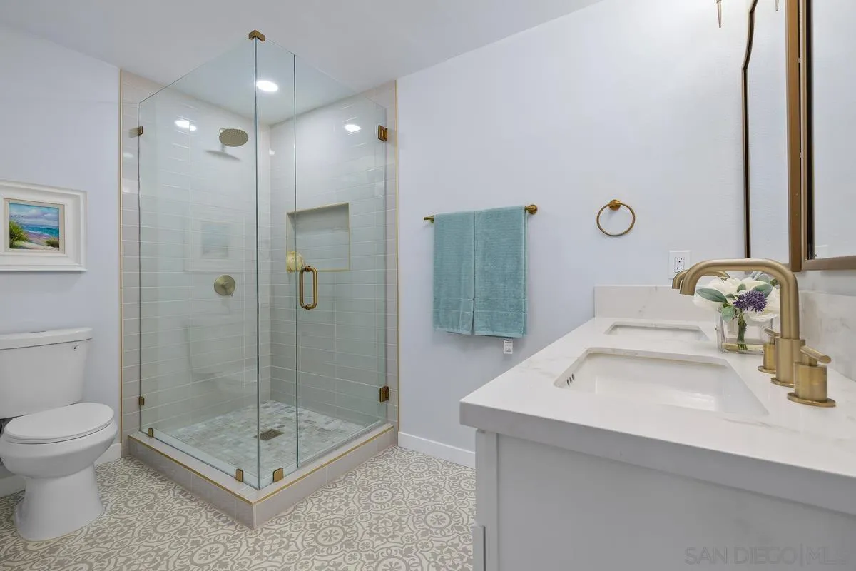 11271 Avenida Del Gato