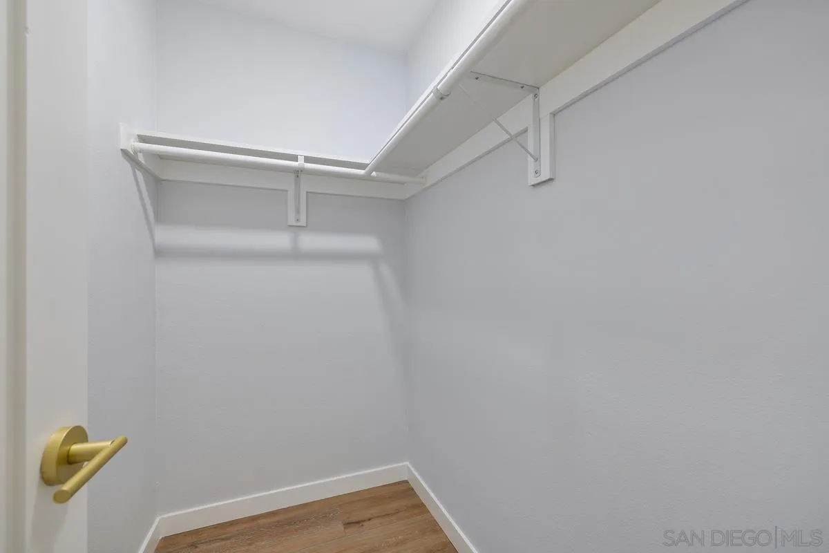 11271 Avenida Del Gato