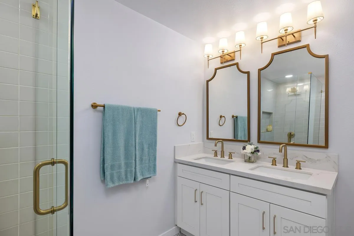 11271 Avenida Del Gato