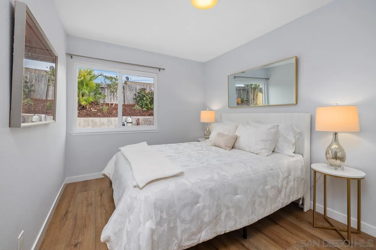 11271 Avenida Del Gato