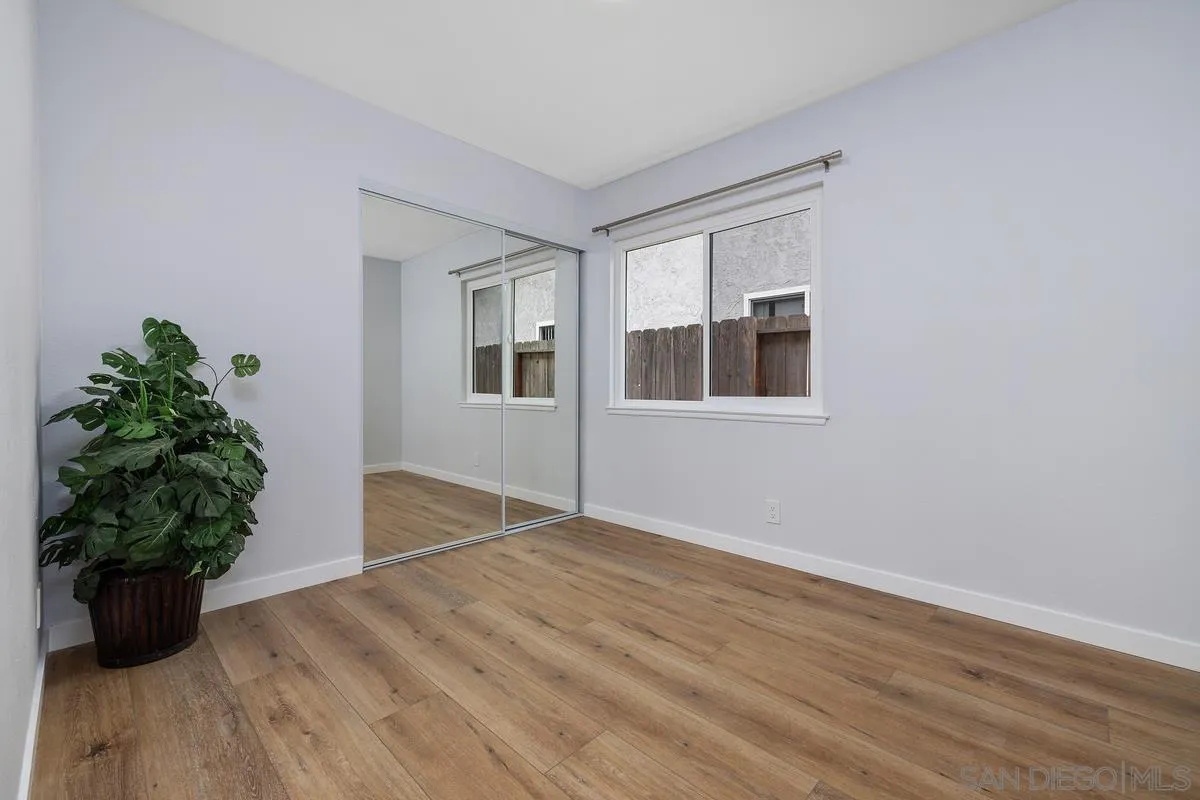 11271 Avenida Del Gato