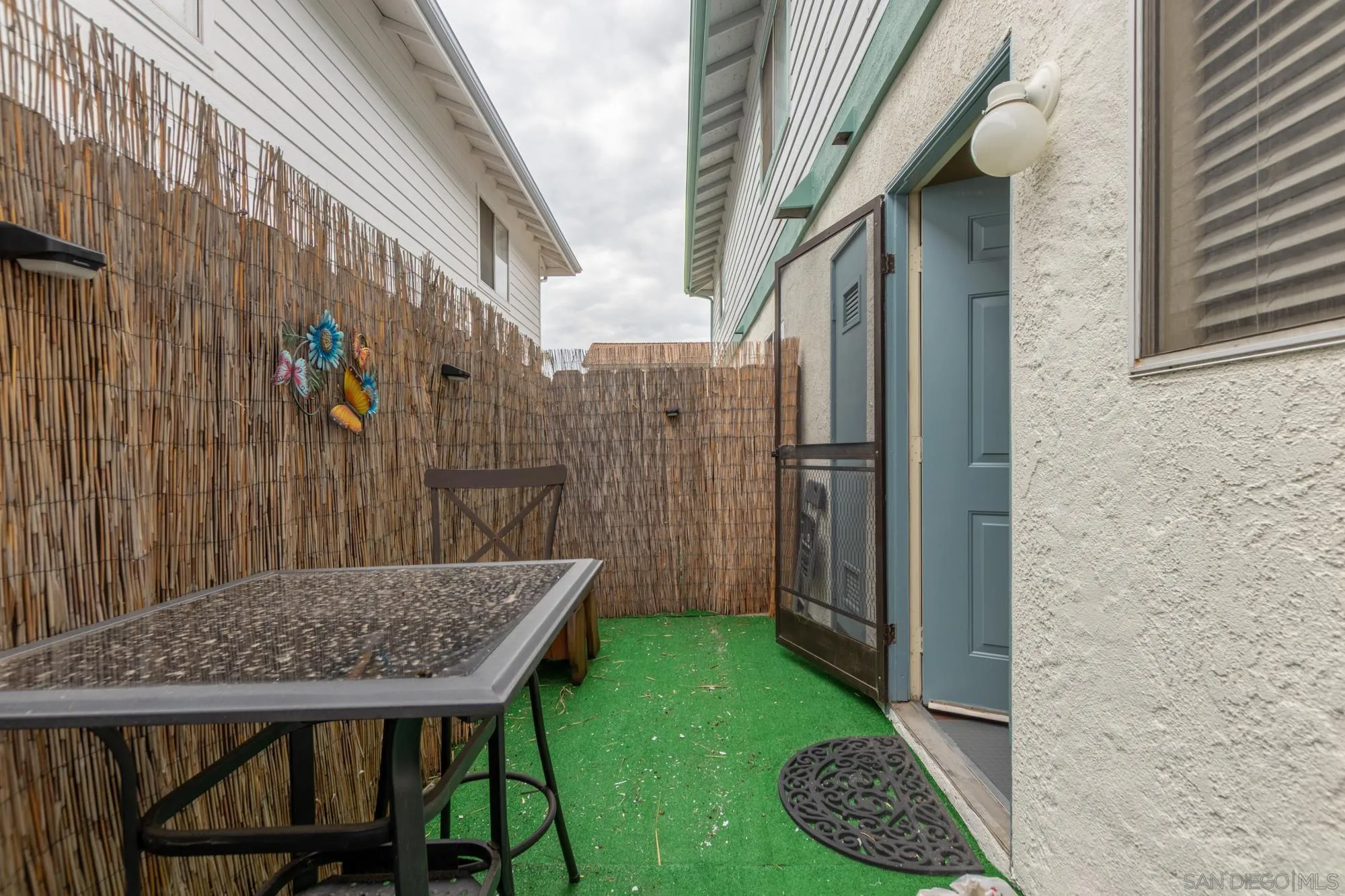 28601 Calle Del Lago