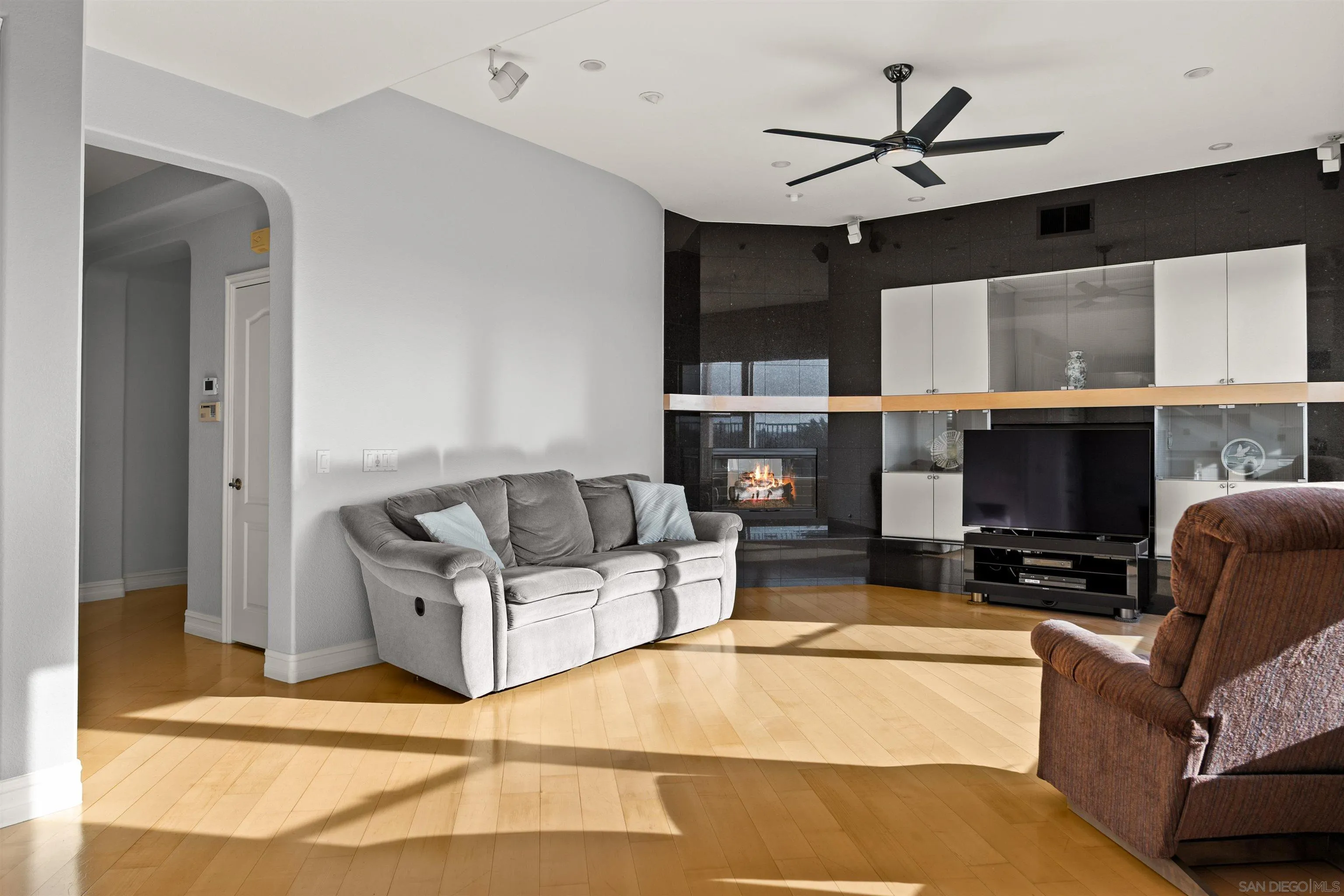 3410 Paseo Ancho