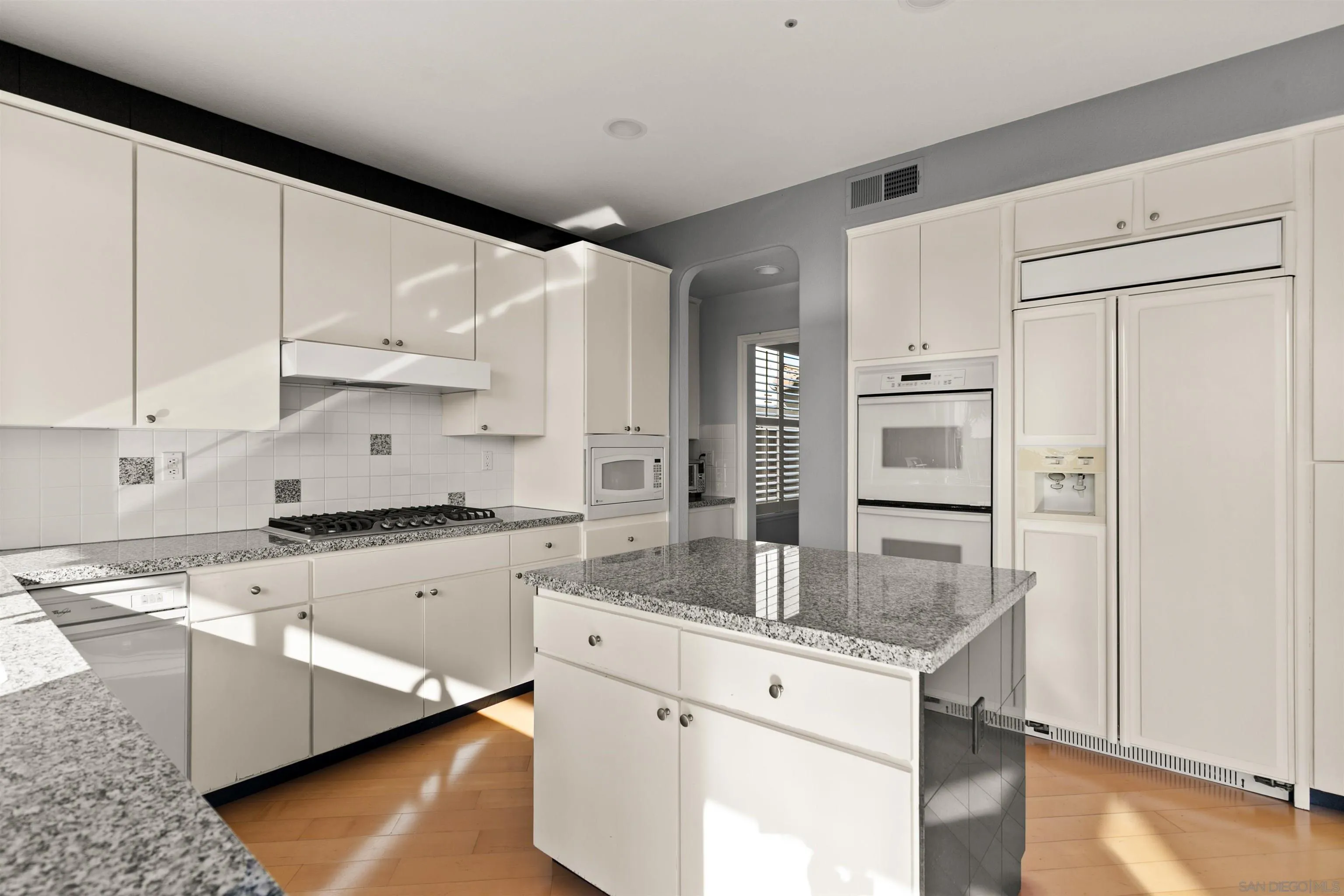 3410 Paseo Ancho
