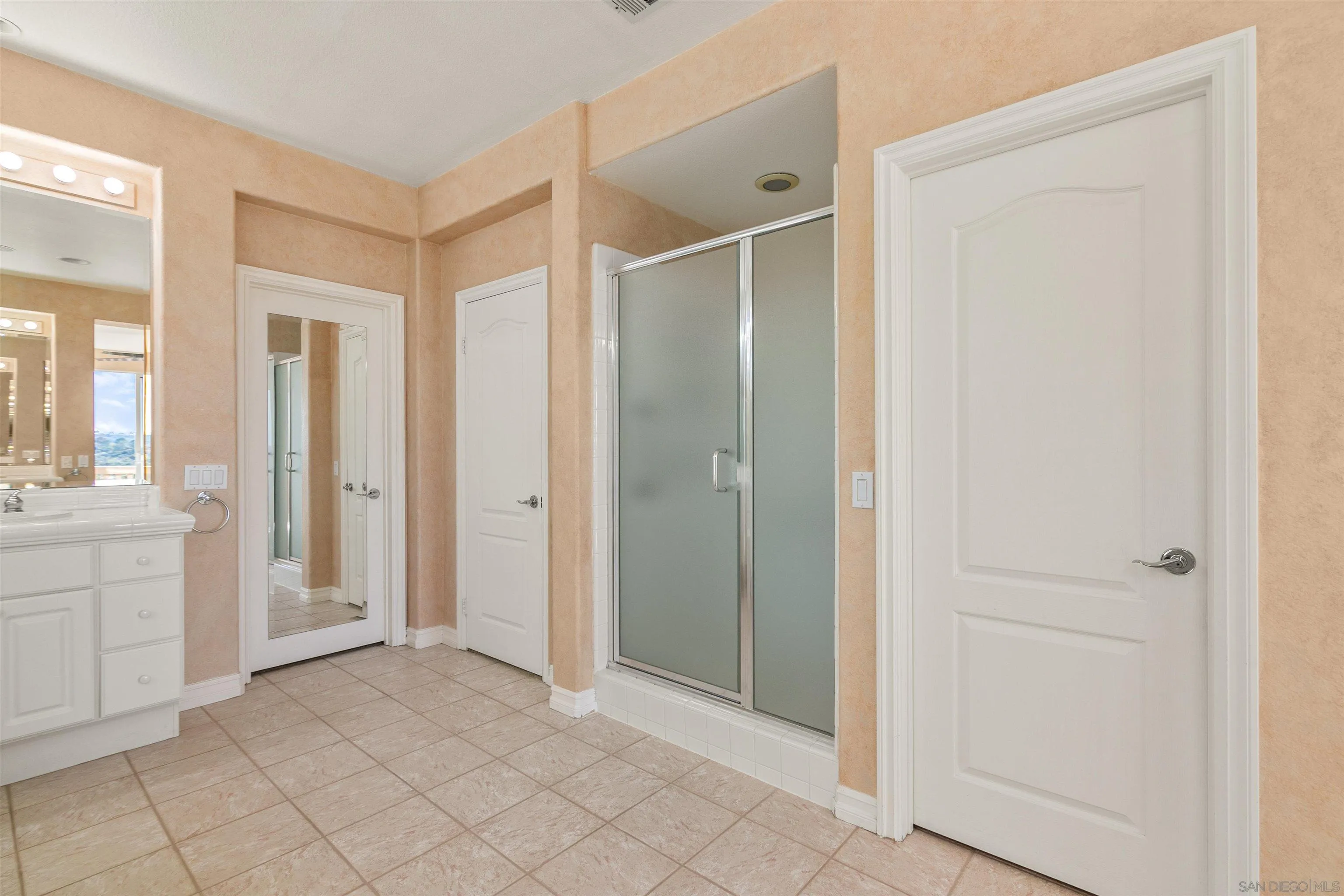 3410 Paseo Ancho