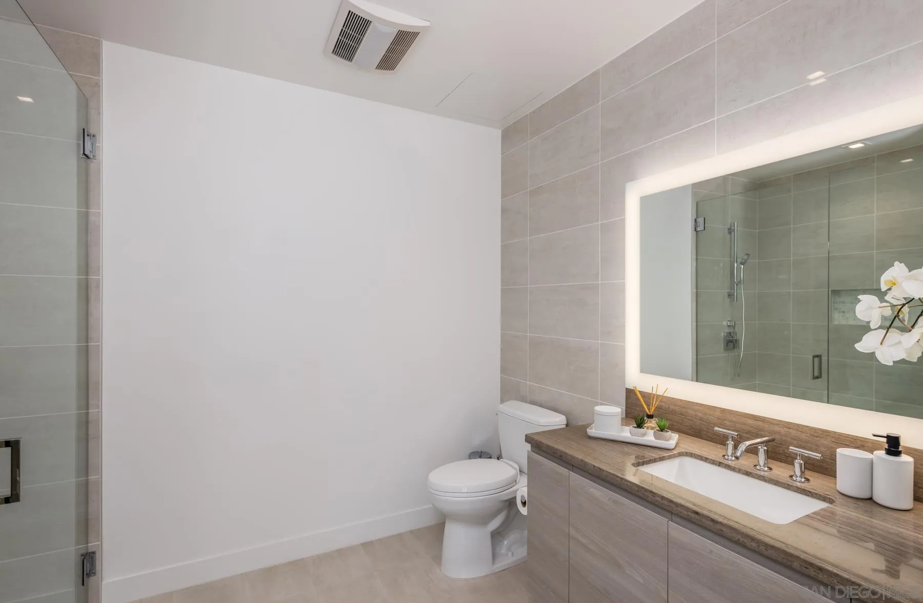 2604 5th Ave Unit 506
