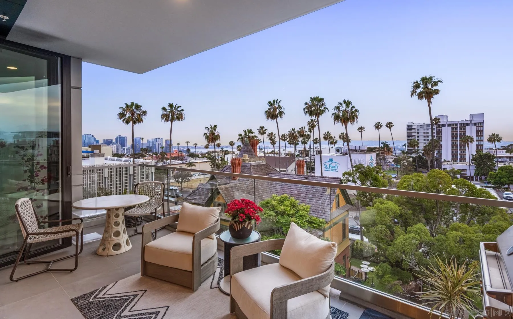 2604 5th Ave Unit 506