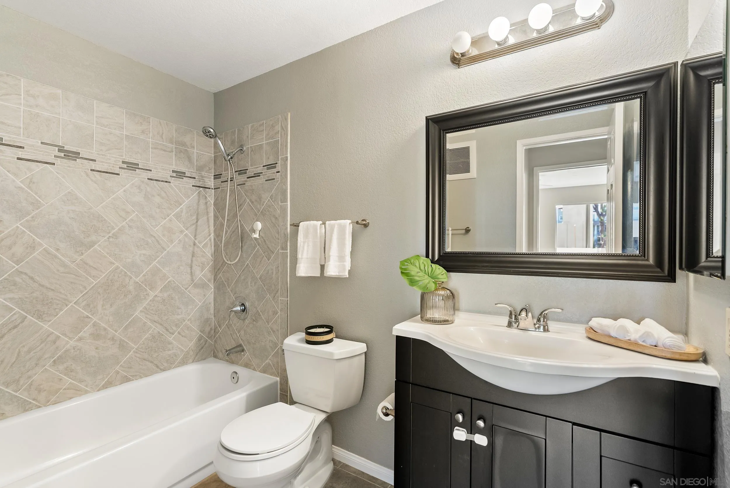 3440 Lebon Dr Unit 4317