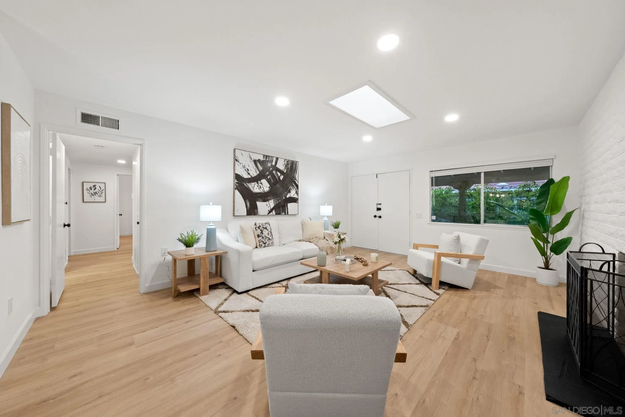 16687 Bernardo Oaks Dr