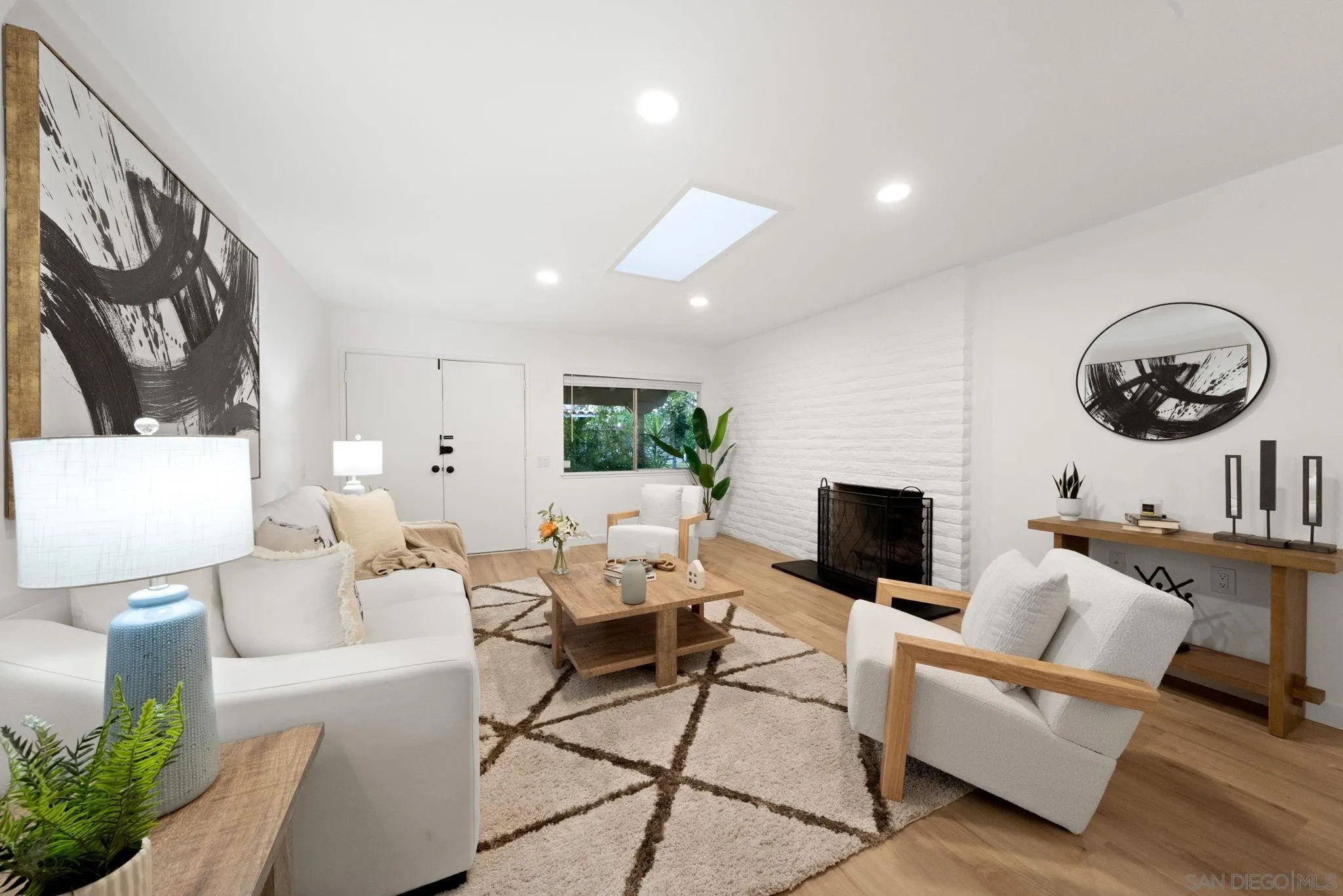 16687 Bernardo Oaks Dr