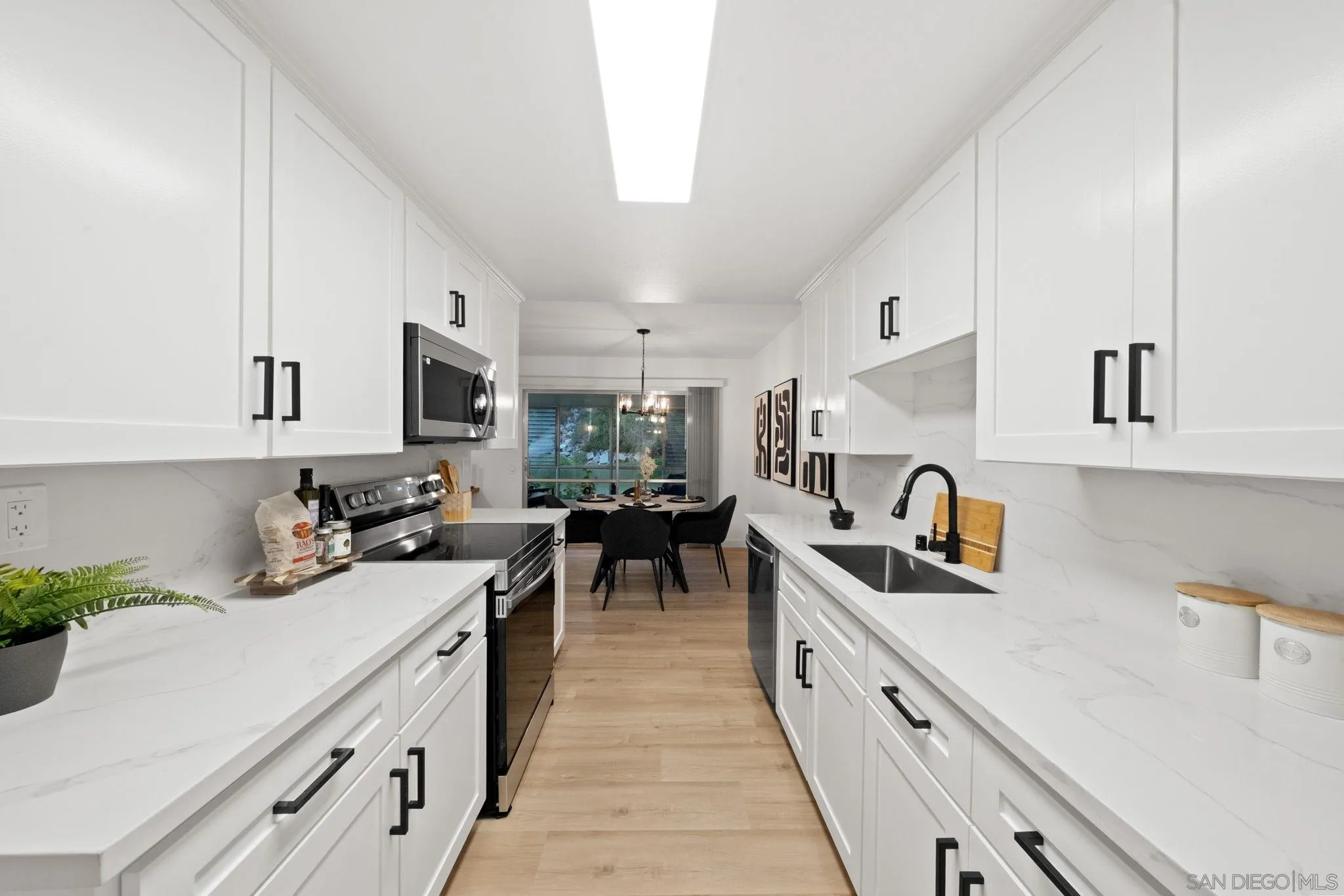 16687 Bernardo Oaks Dr