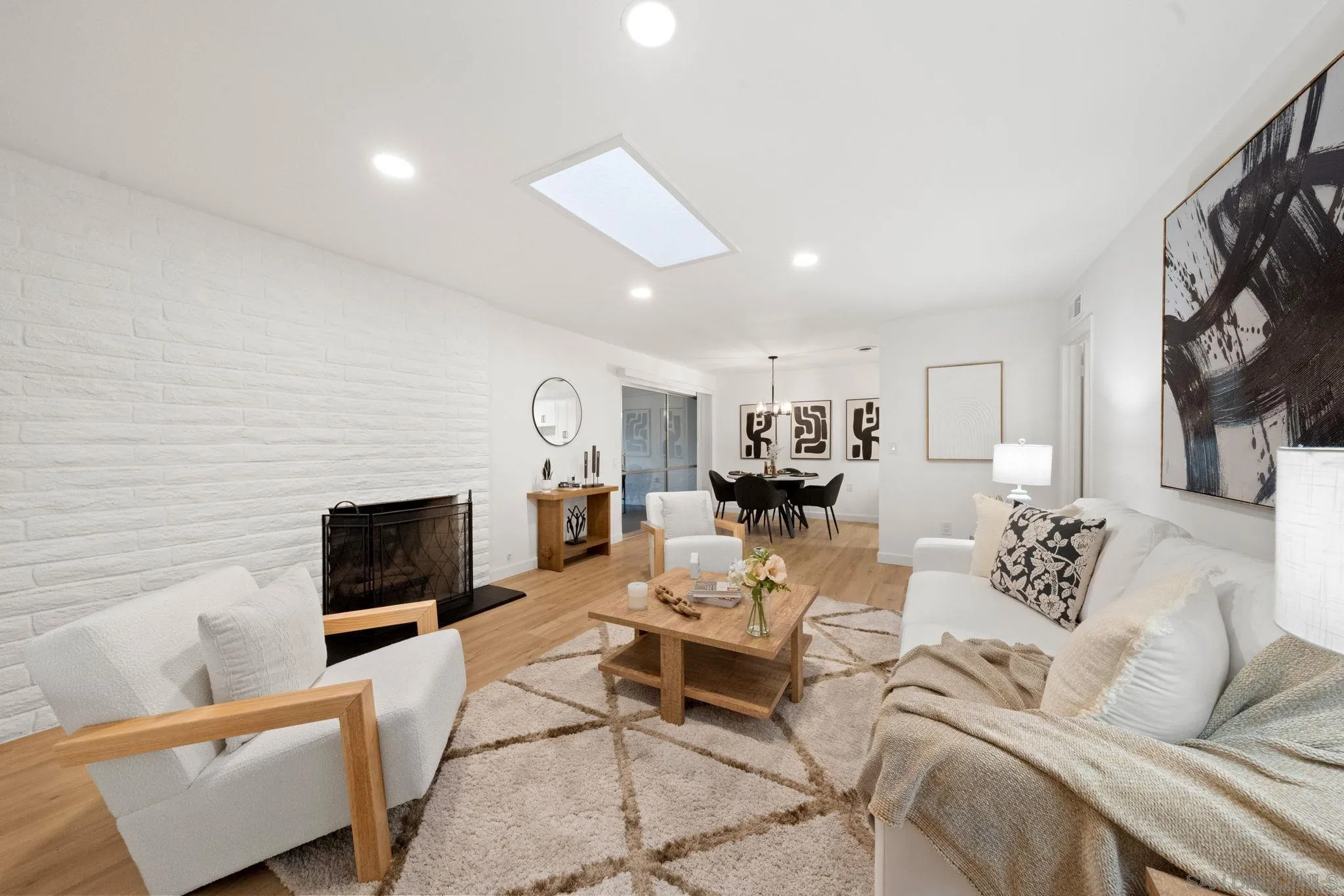 16687 Bernardo Oaks Dr