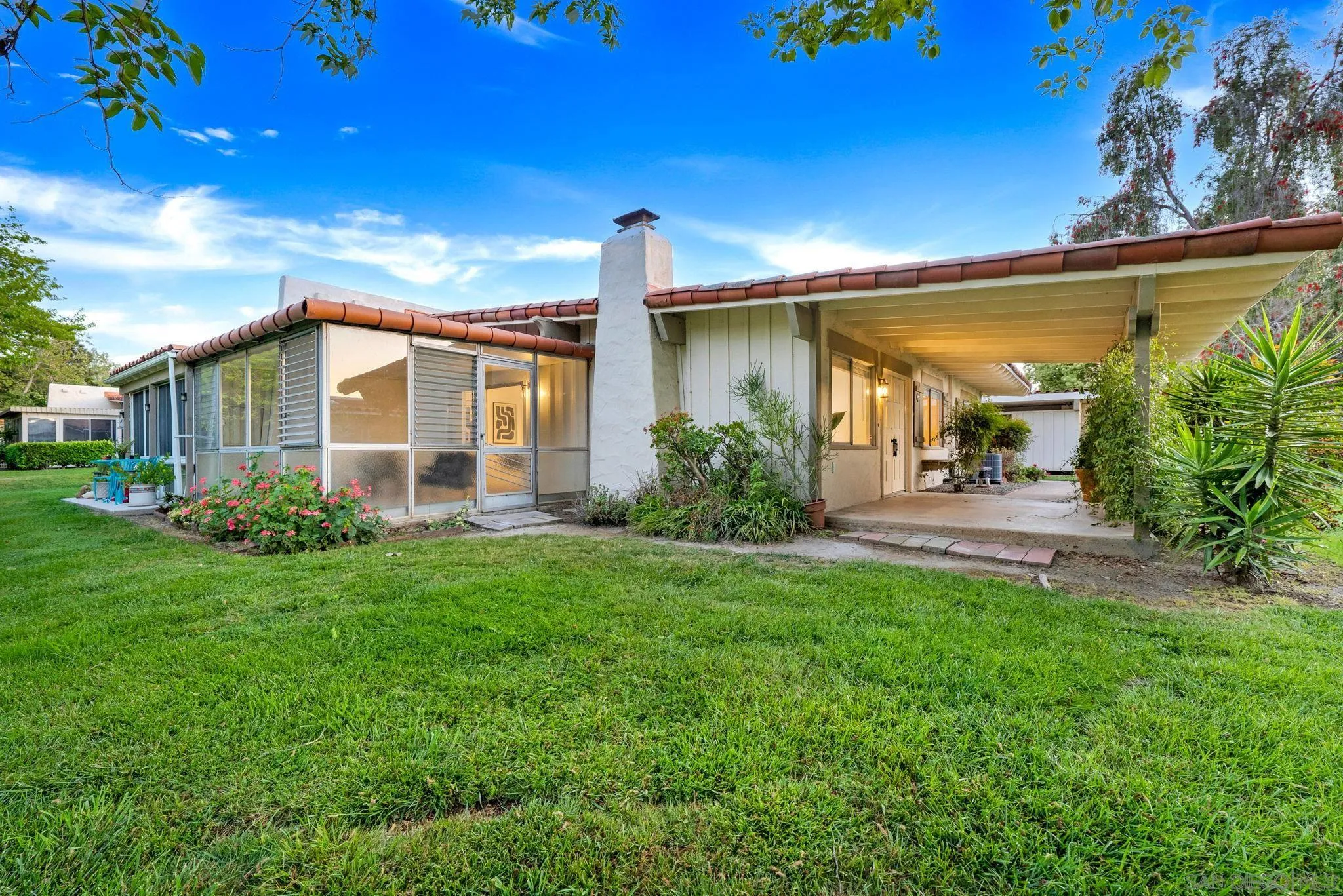 16687 Bernardo Oaks Dr