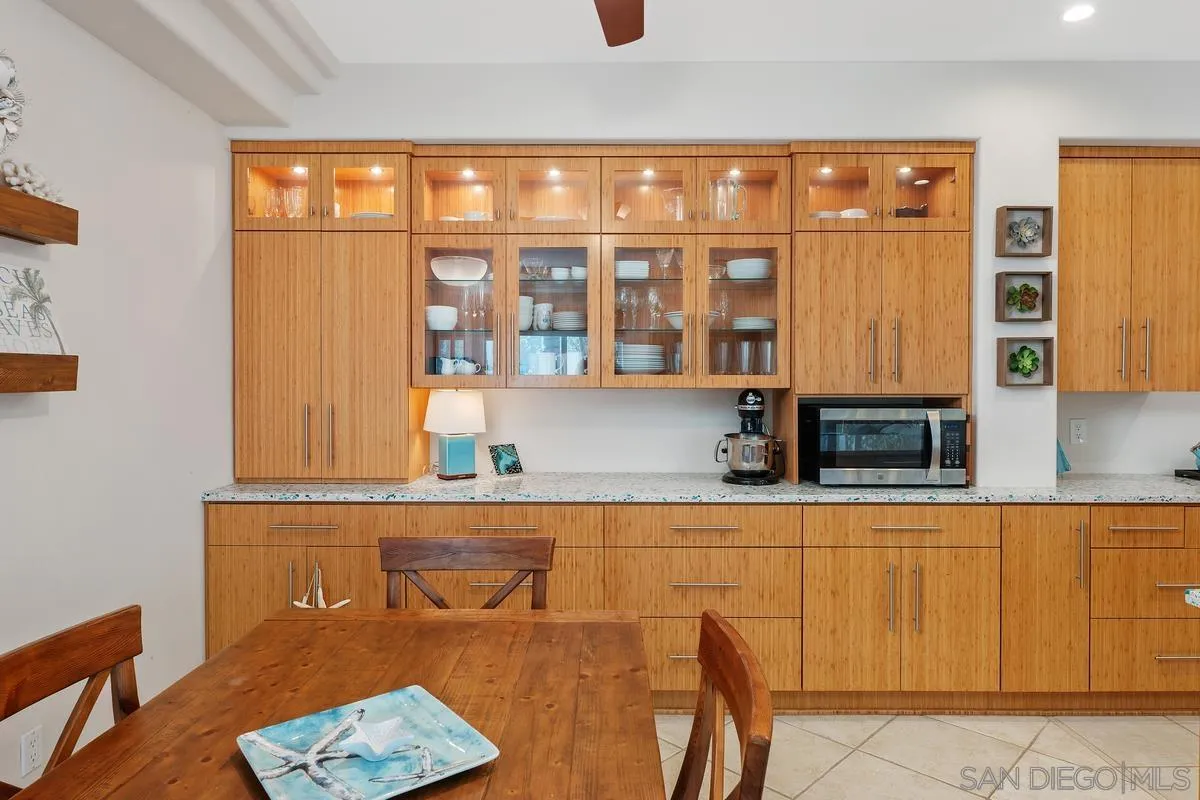 919 Agate Street Unit 5