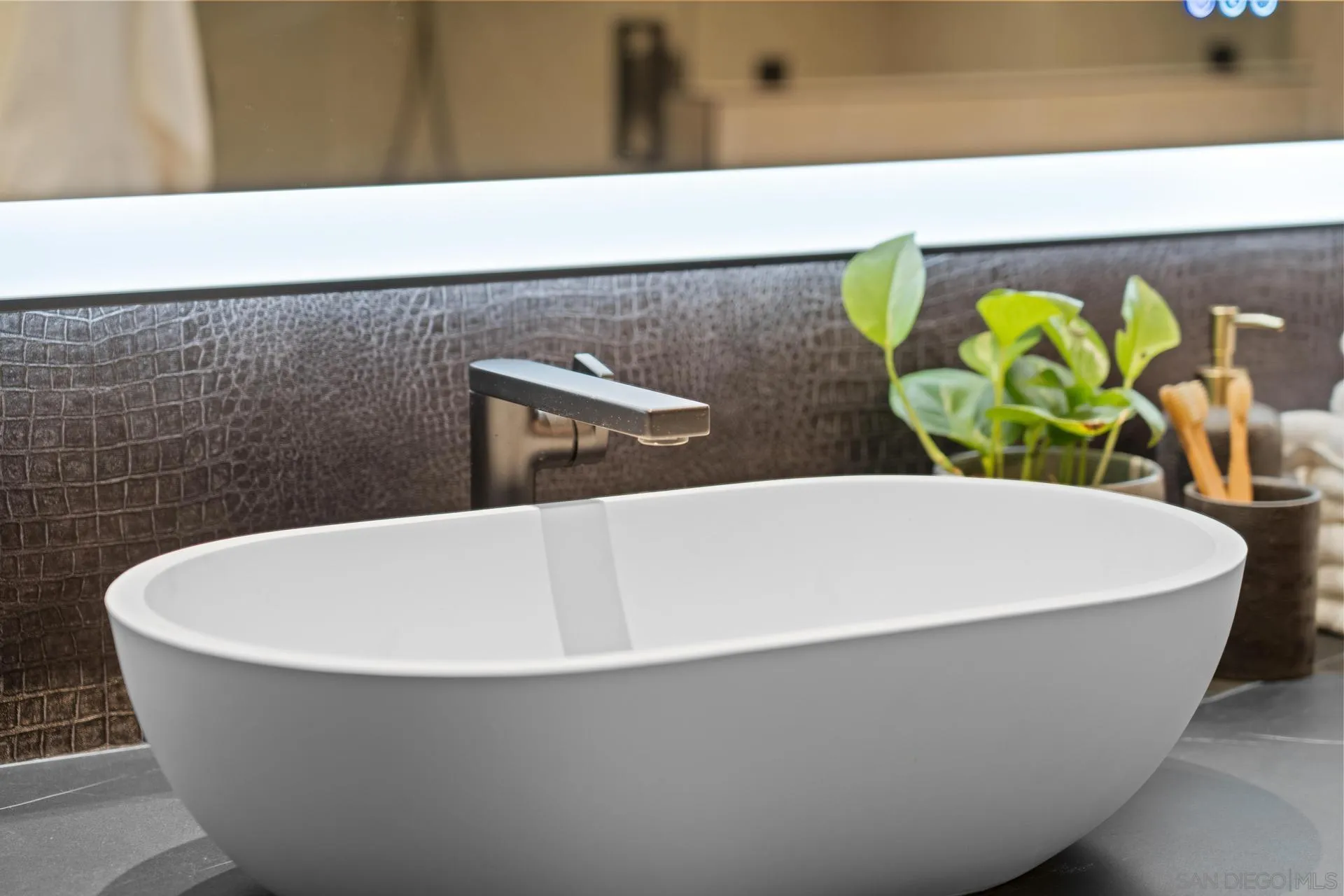 877 Island Ave Unit 908