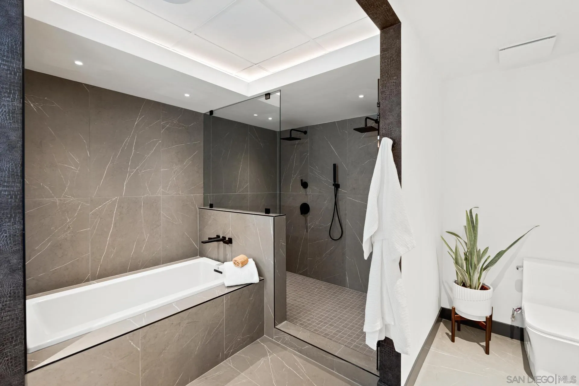 877 Island Ave Unit 908