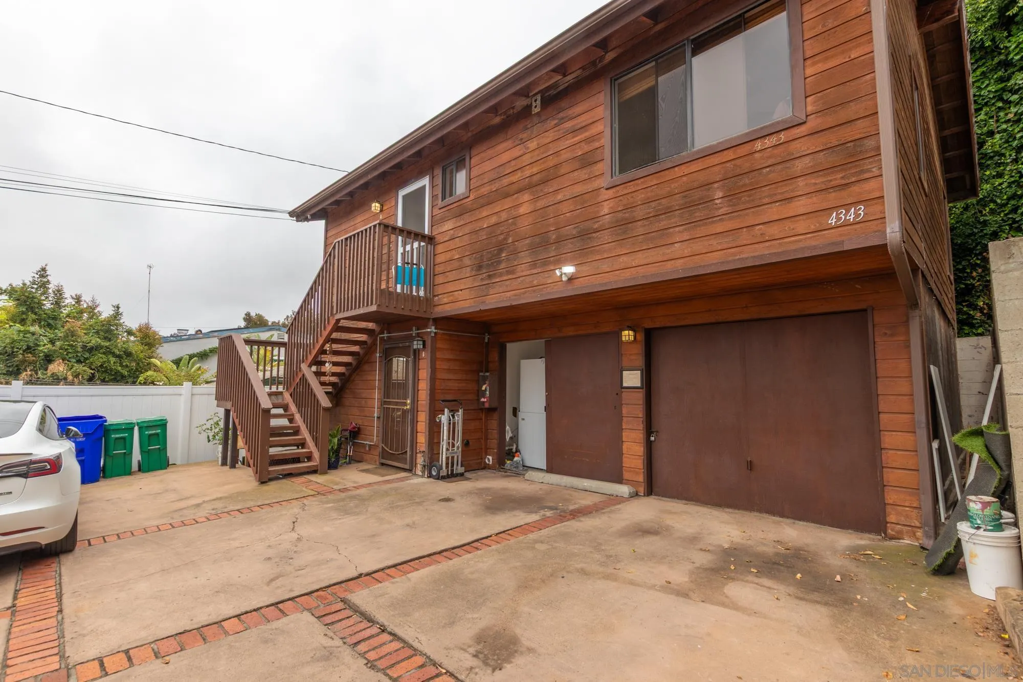 4341-43 Banning St